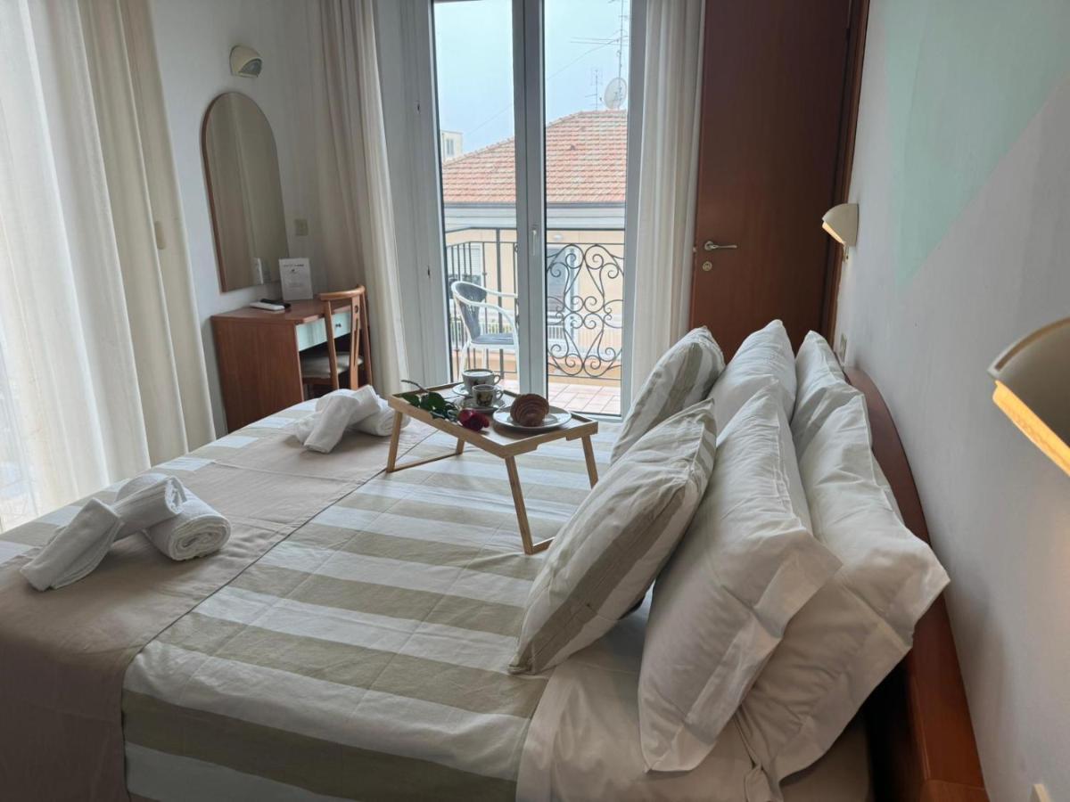 Double or Twin Room Balcony