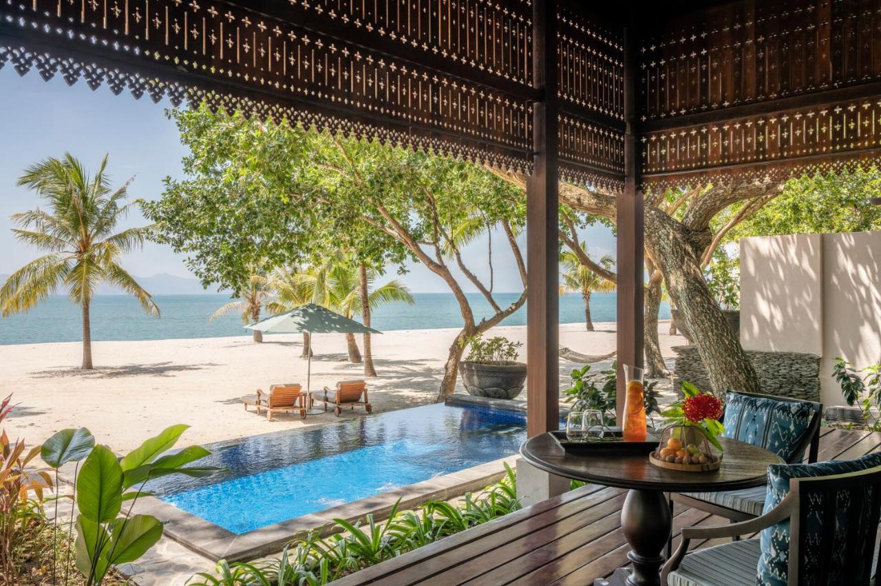 Superior Beach Pavilion With Pool