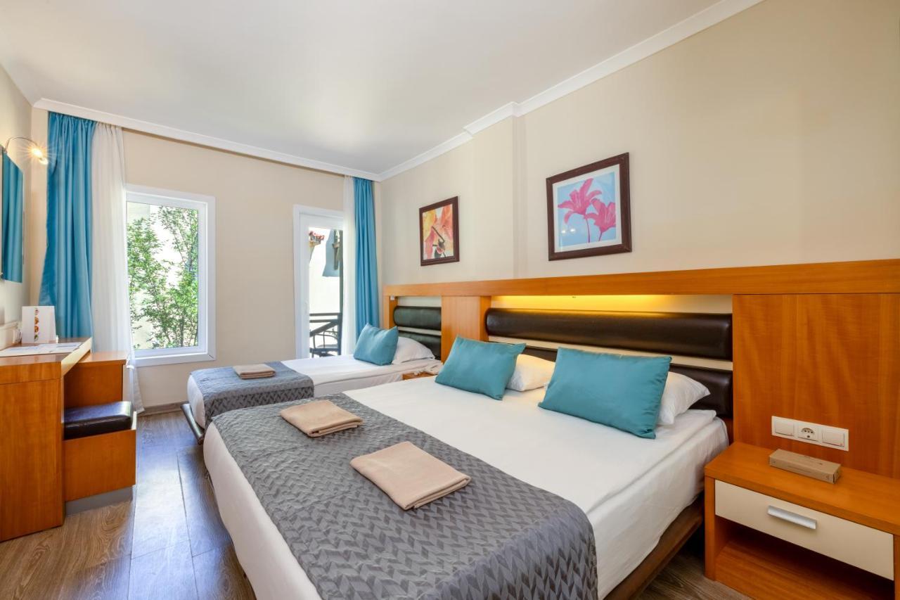 Standard Double or Twin Room,1207222714:JPEG