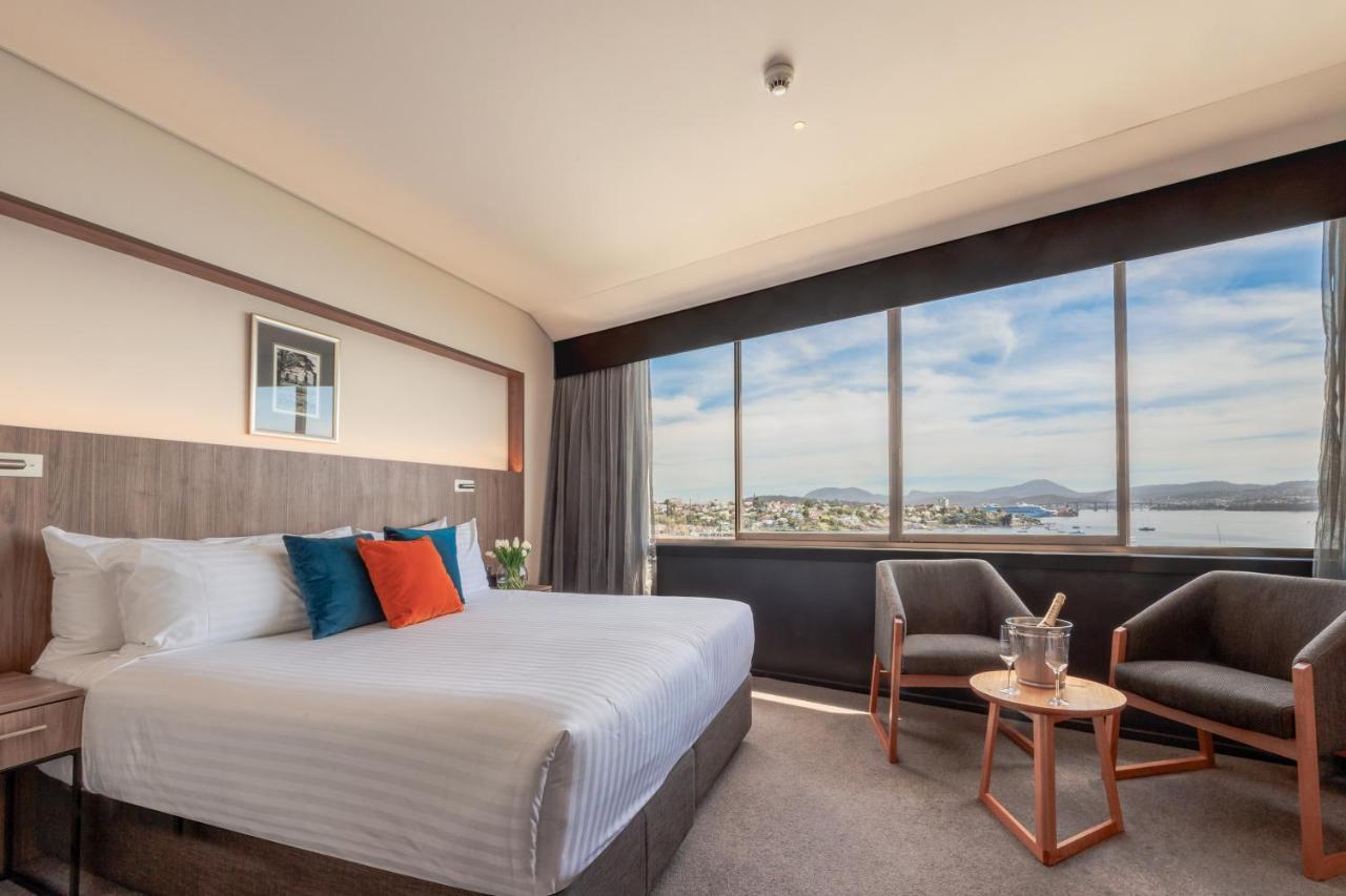 Habitación Doble Deluxe con cama grande y vistas al puerto