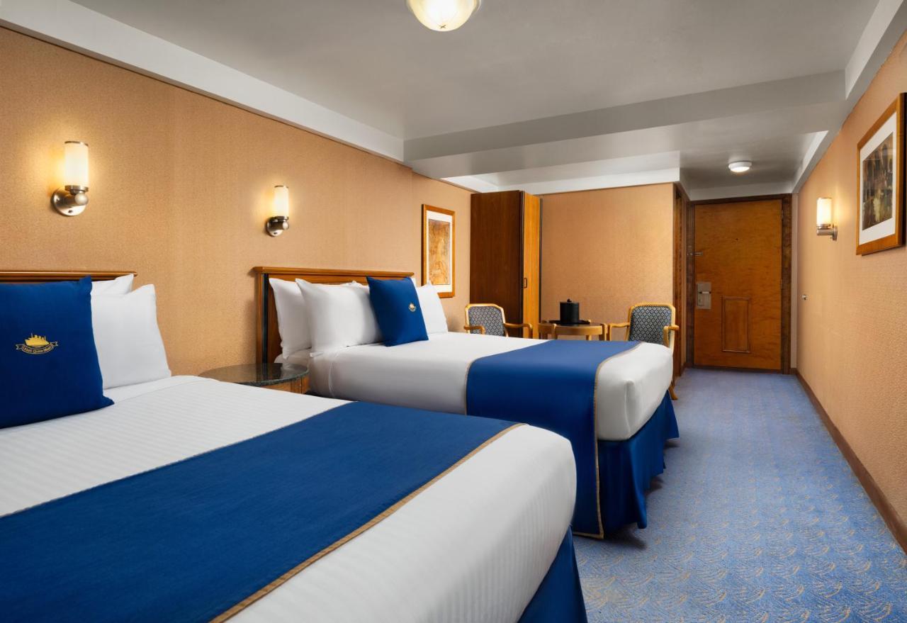 Double Queen Stateroom,1500165514:JPEG