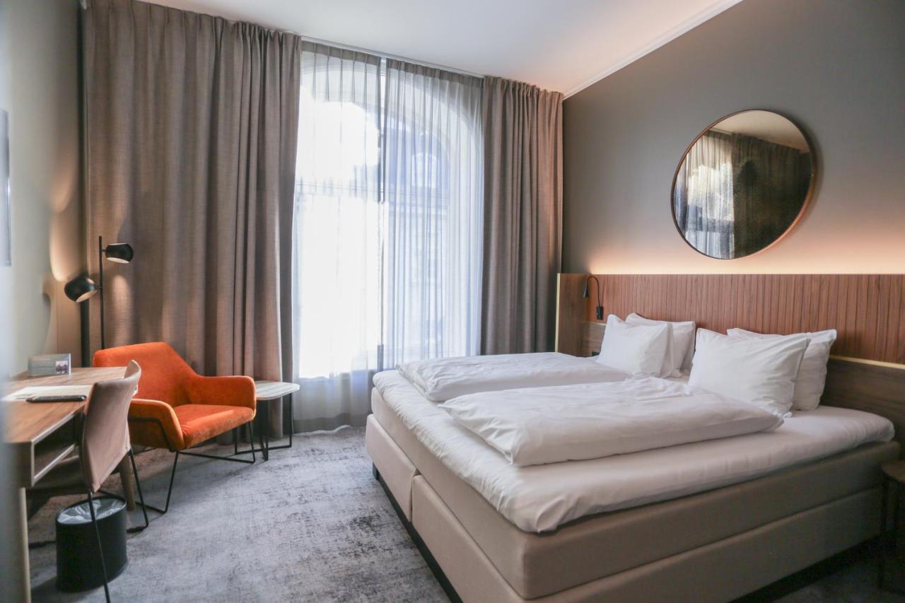Cosy Small Double Room
