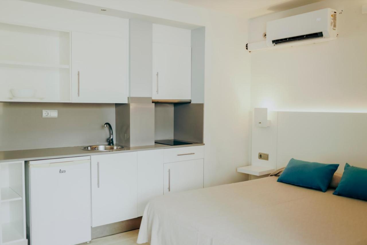 Studio Apartment,1361384564:JPEG