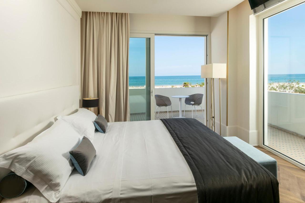 Queen Suite Sea View,1524385522:JPEG