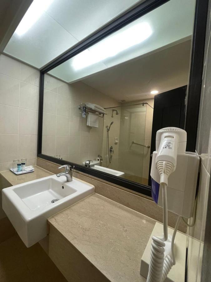 Three-Bedroom Suite (Newly Renovated)
