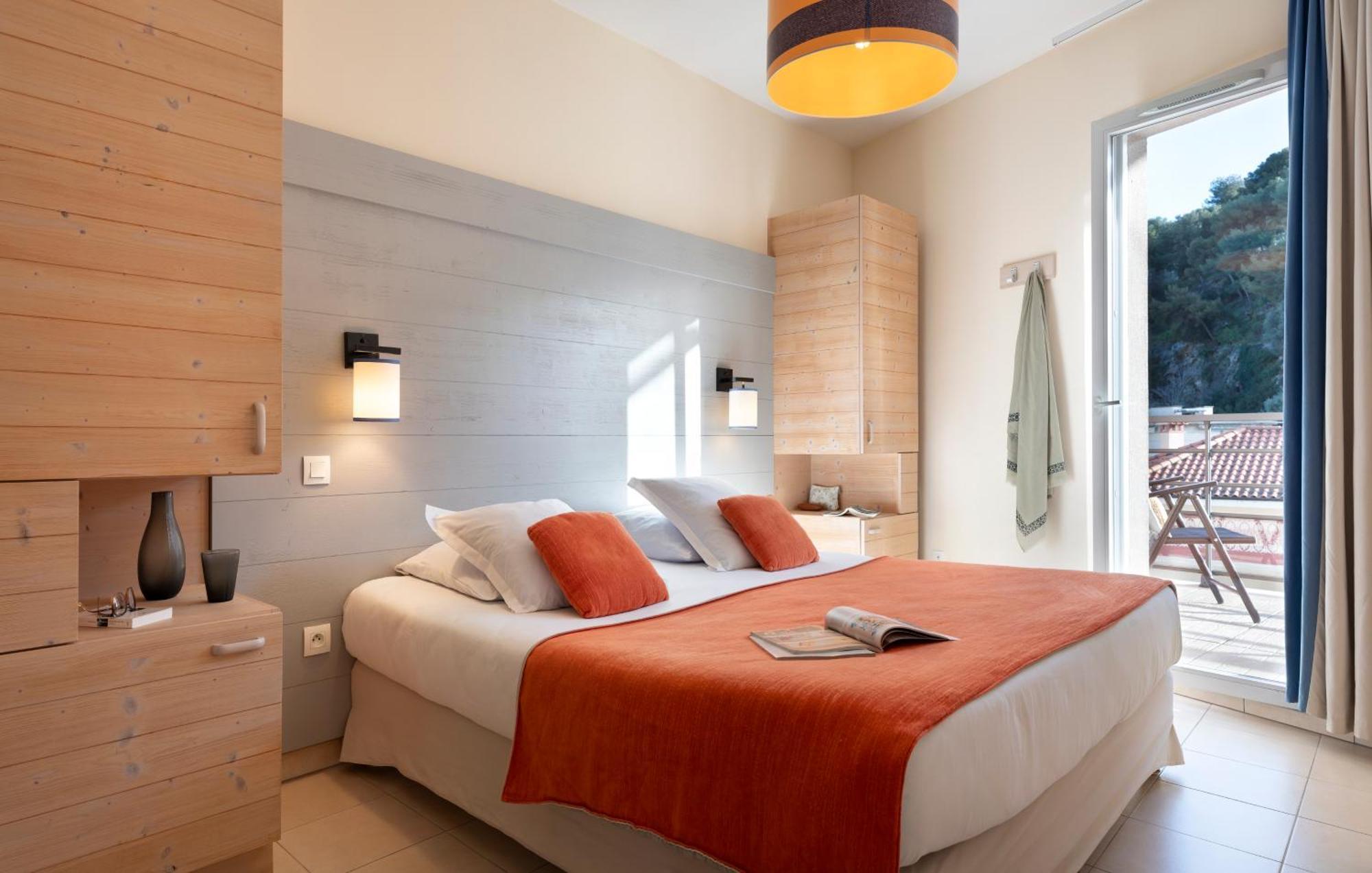 Standard Apartment mit 2 Schlafzimmern und Klimaanlage (6 Personen)