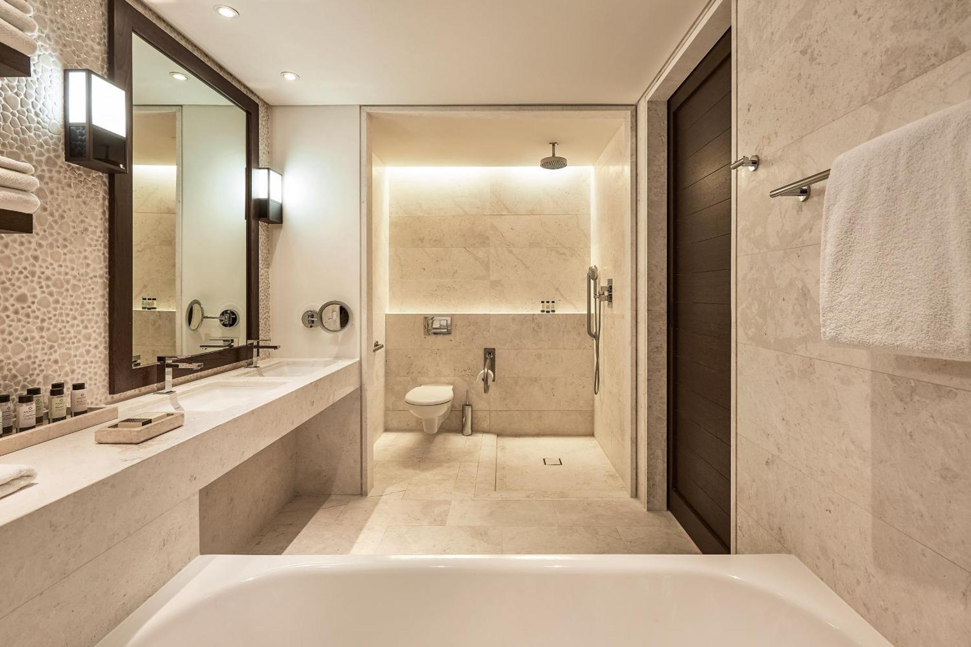 Deluxe Garden View Guest room 2 Twin or Single Beds Balcony
