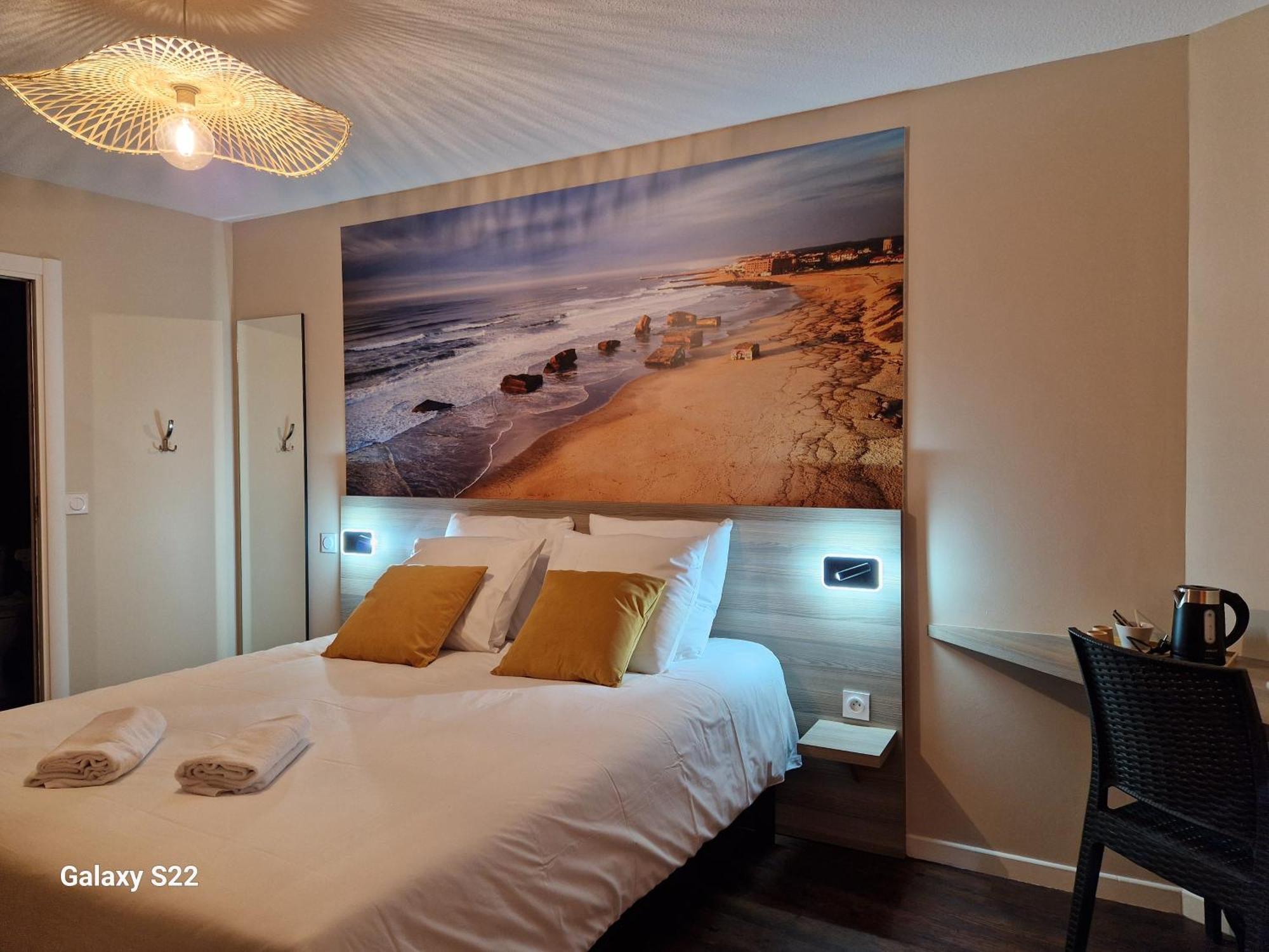 Double Room,1498979116:JPEG