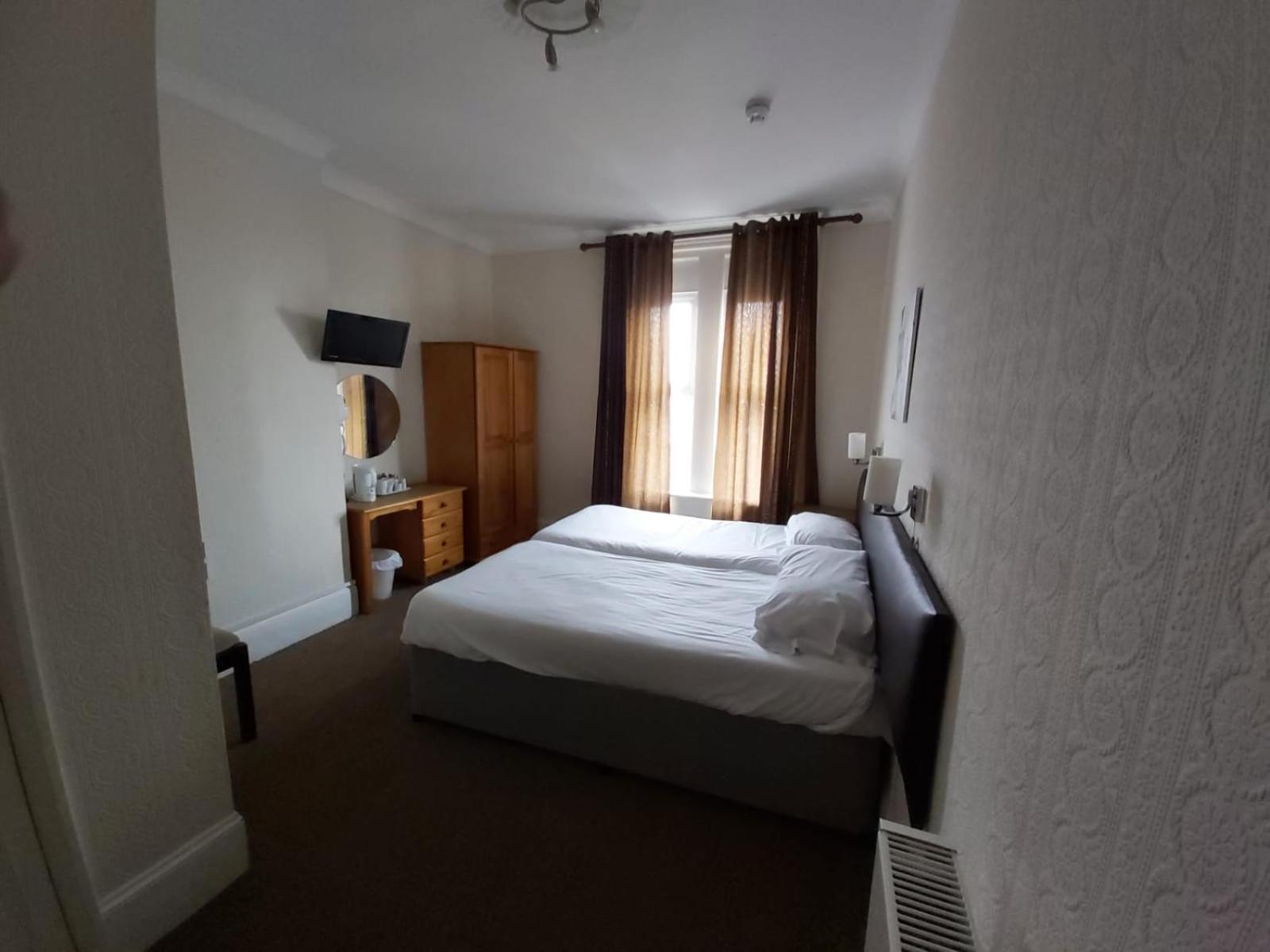 Standard Single Room,1500209875:JPEG