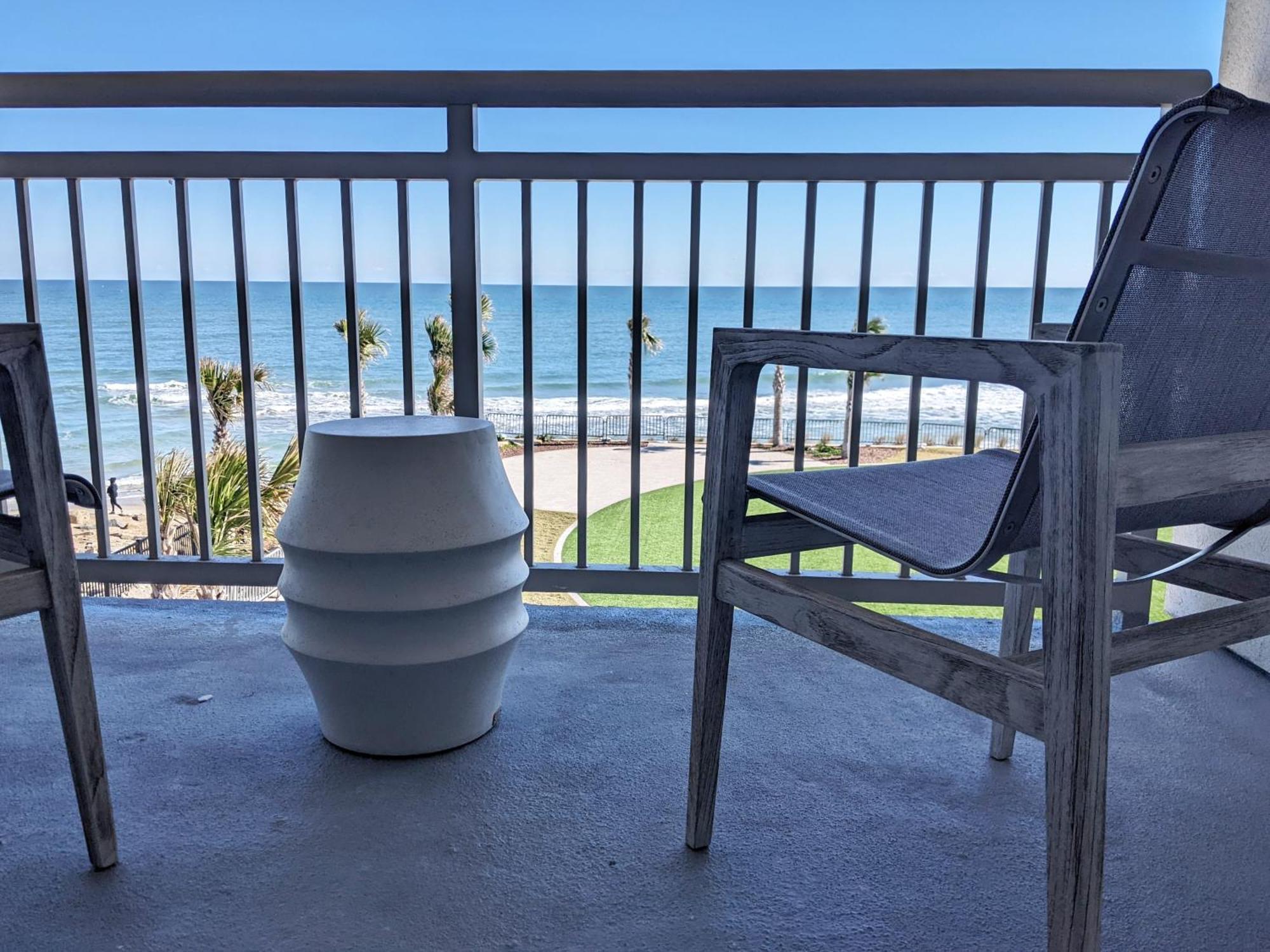 King Studio Suite Balcony Ocean View,1657144820:JPEG