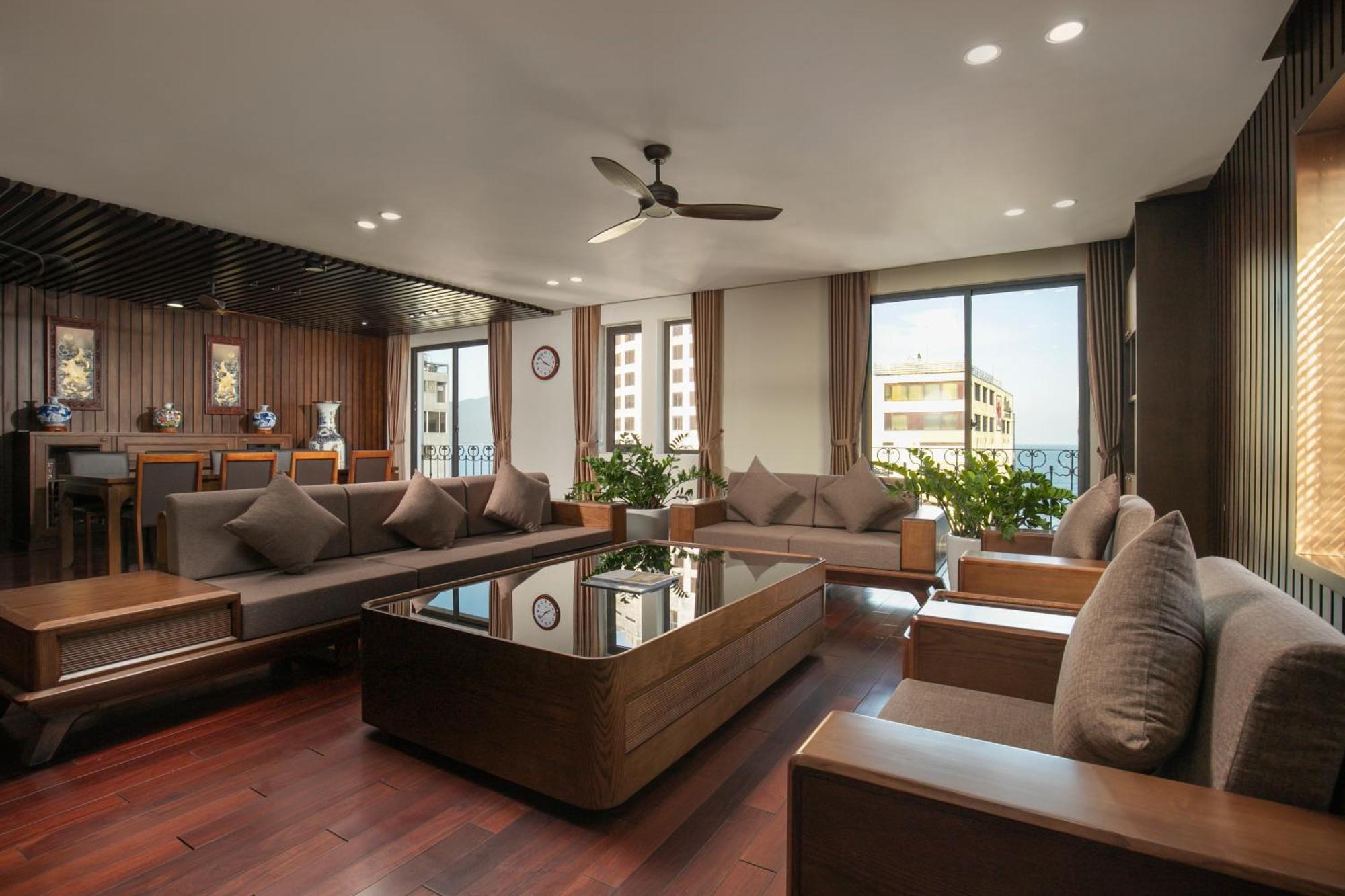 Penthouse Apartment