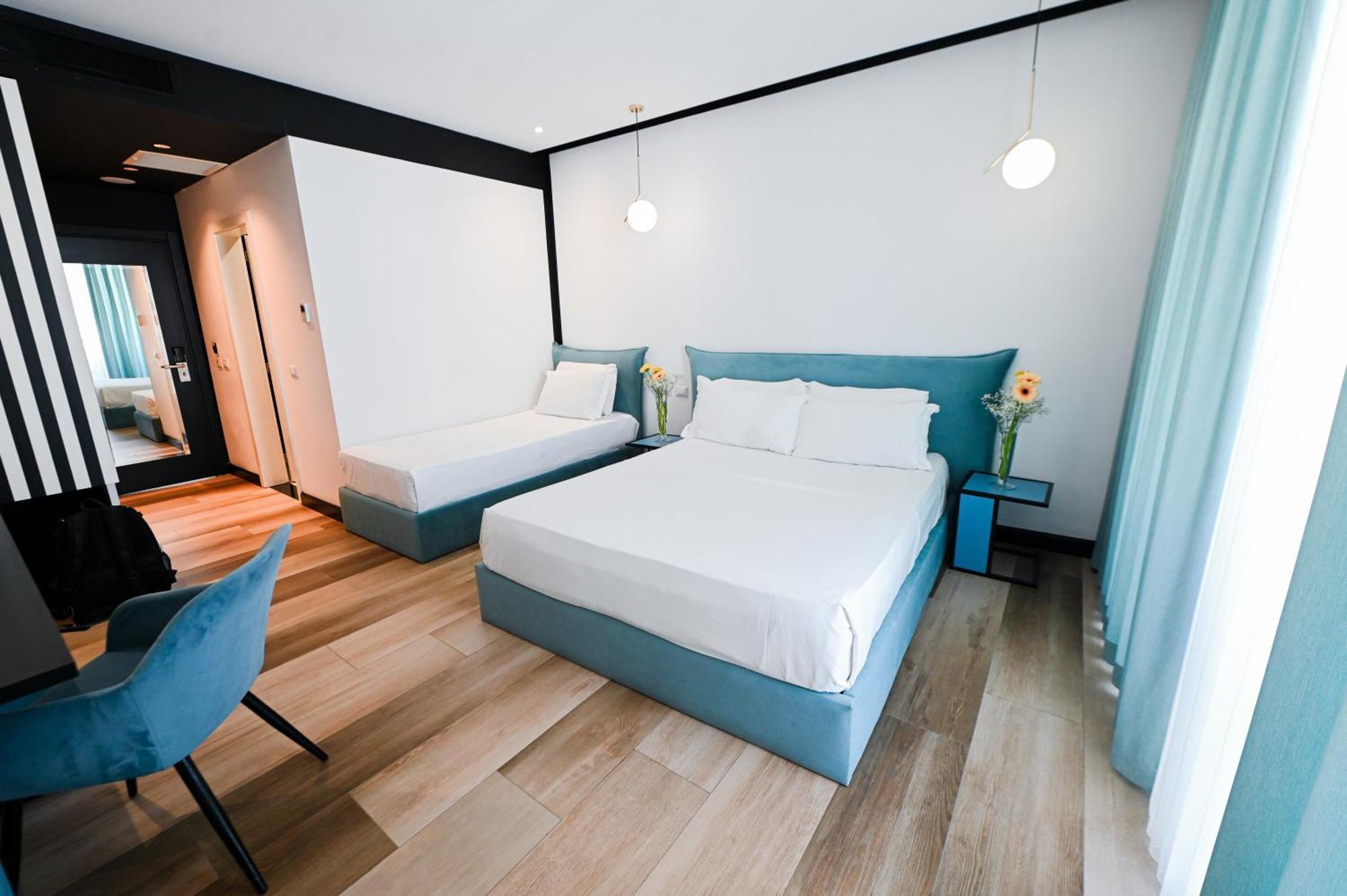 Triple Room Sea View,1500071266:JPEG