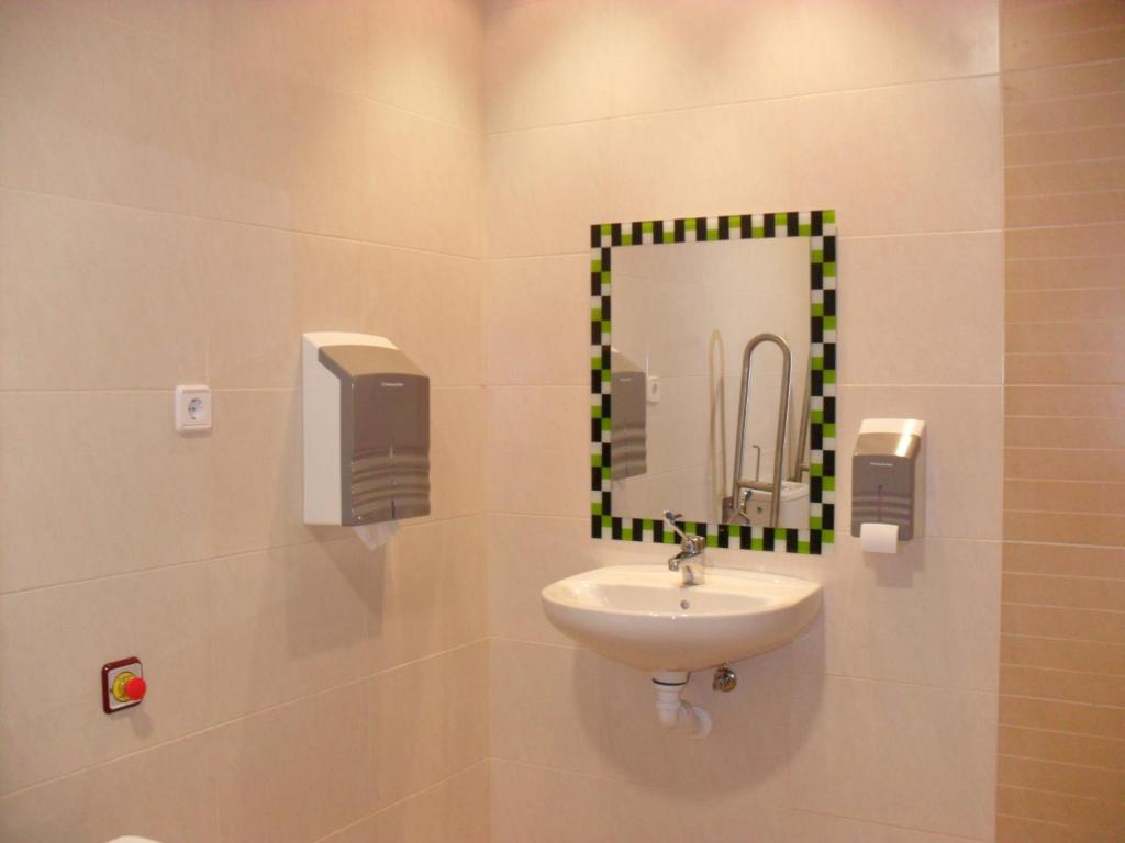 Tweepersoonskamer met 2 Aparte Bedden