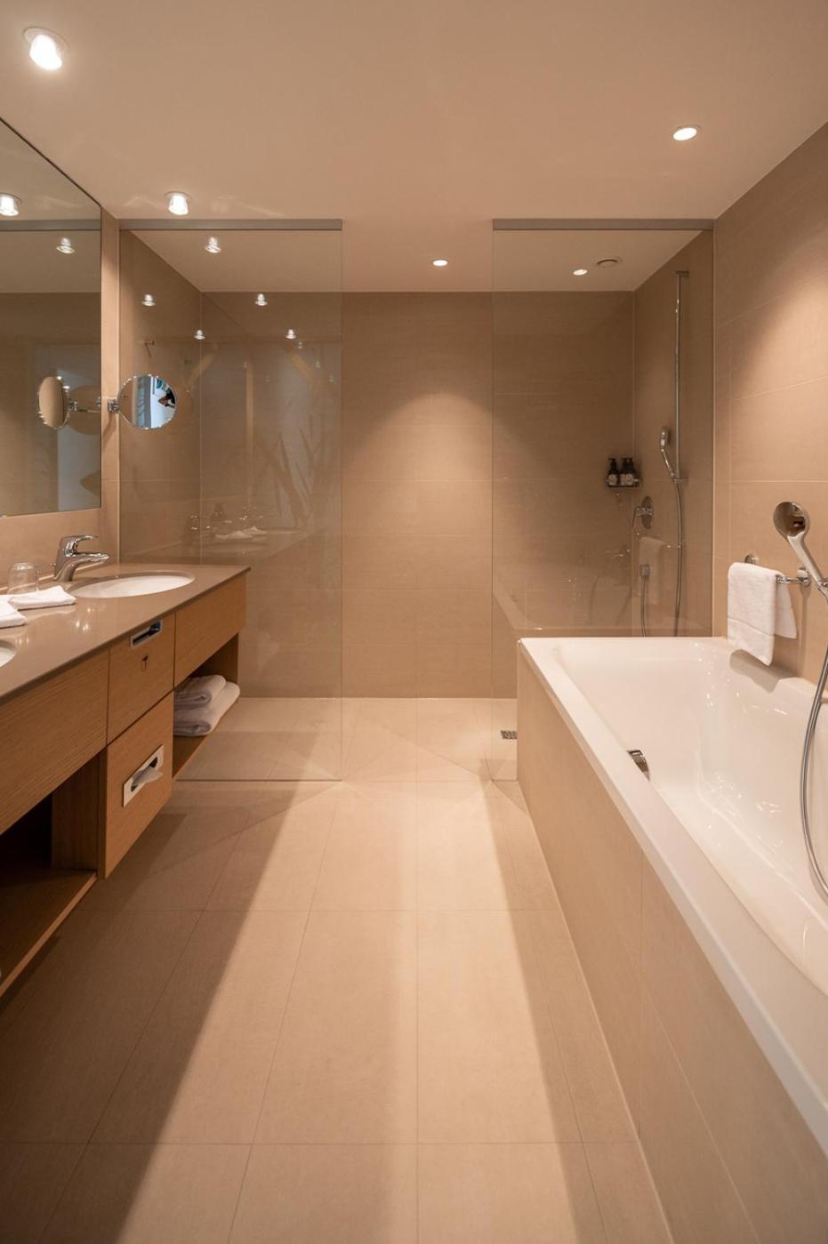 Suite Junior con vistas al lago