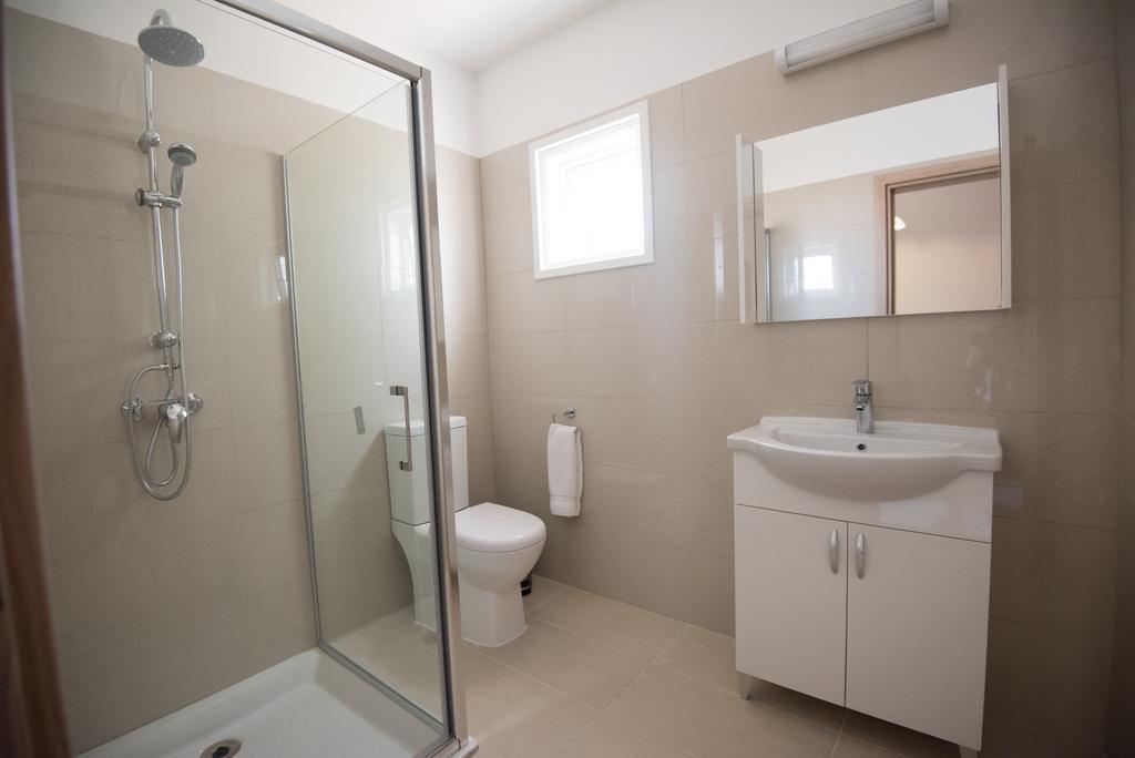 Deluxe Studio mit Poolblick