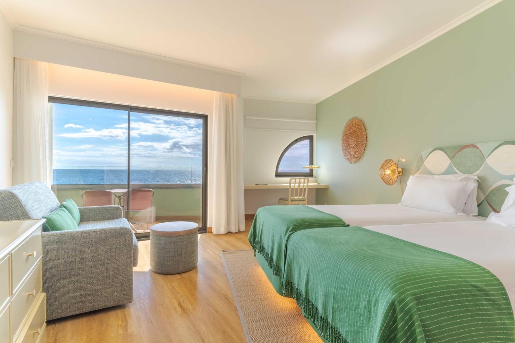 Double or Twin Room Sea View,1516376566:JPEG