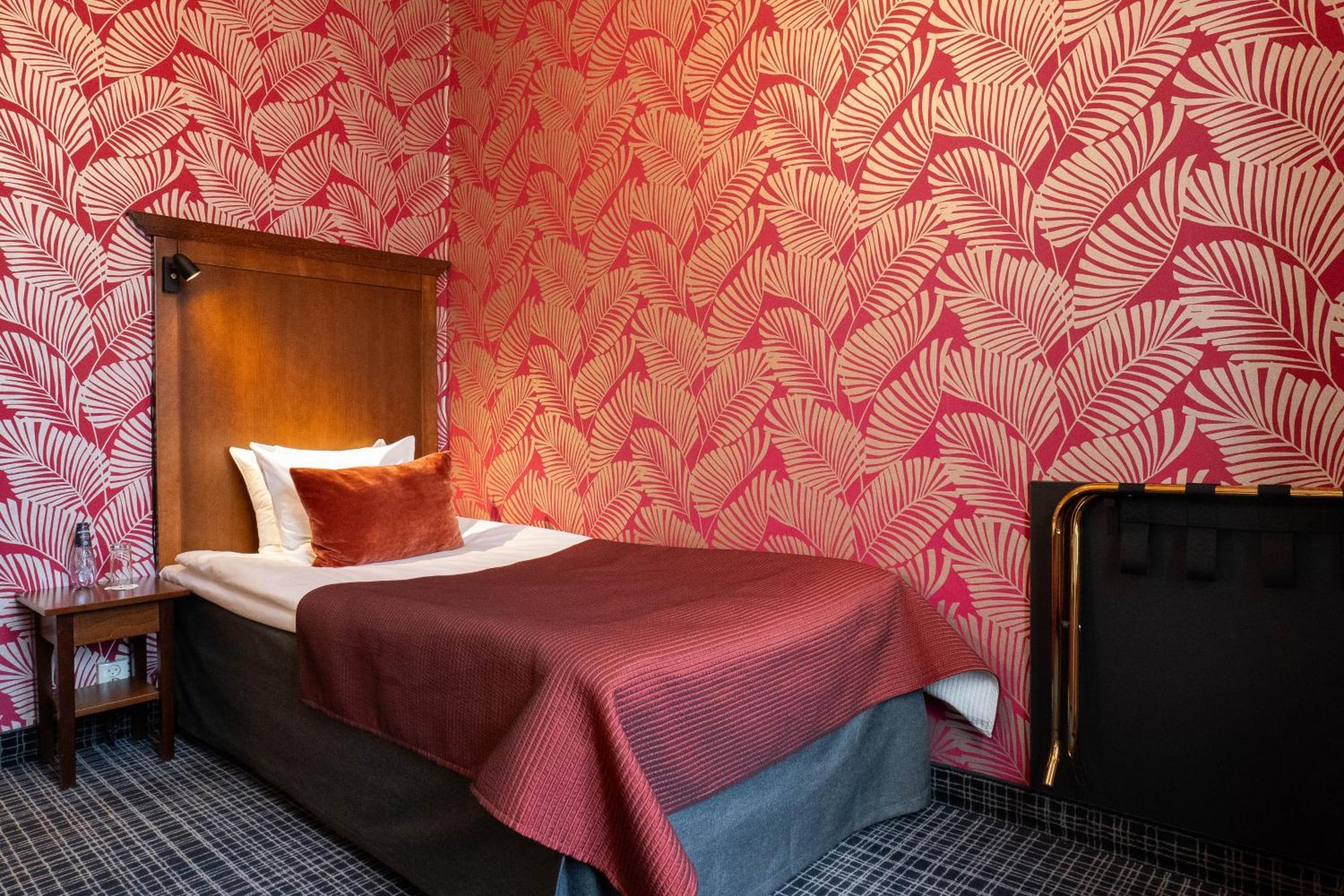 Classic Single Room
