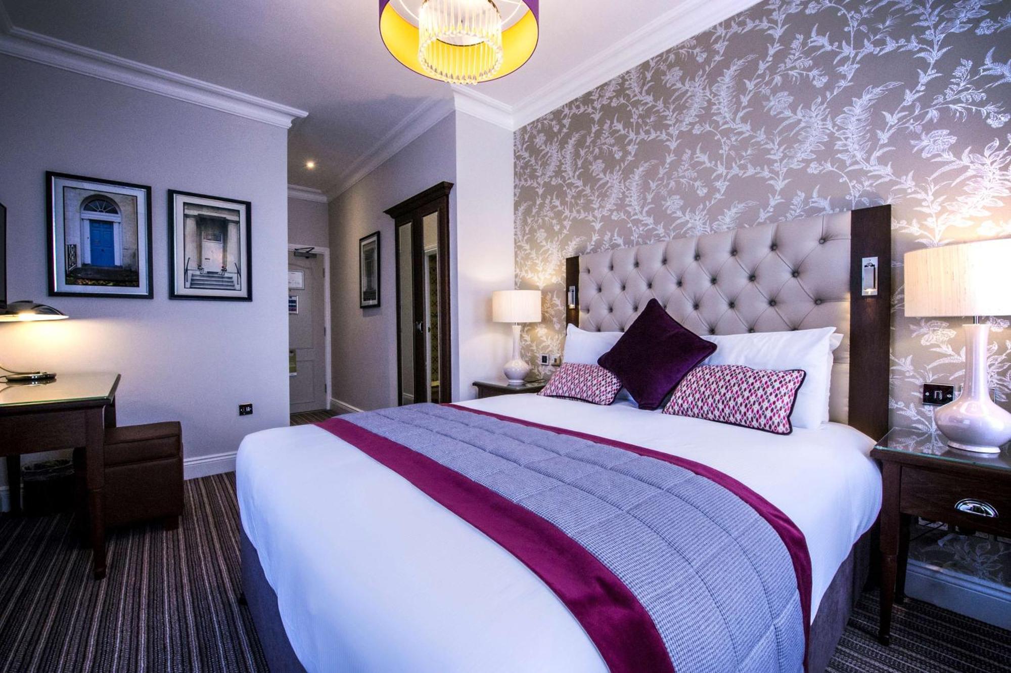 Queen Room,1516445224:JPEG