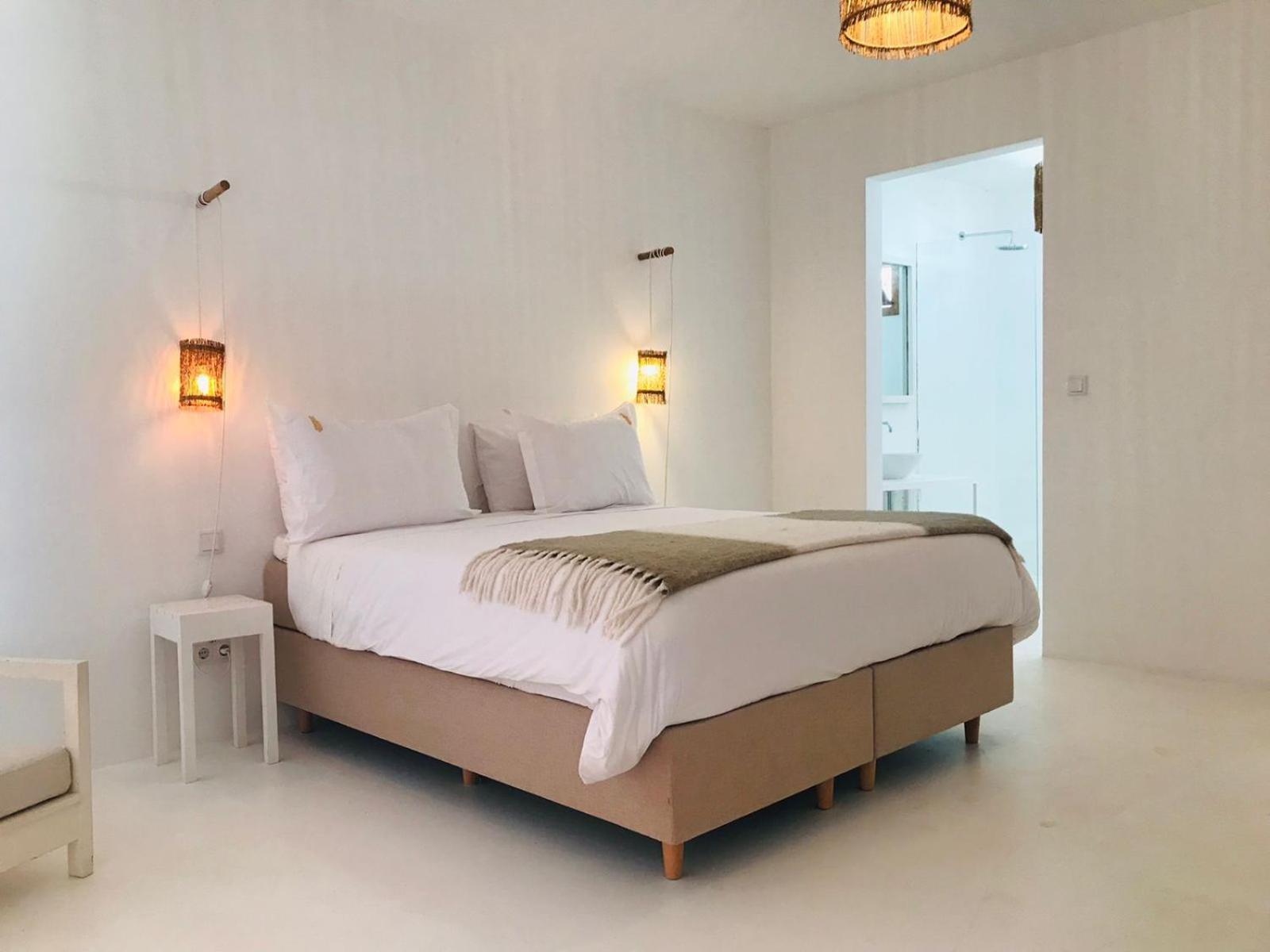Tweepersoonskamer met Balkon en Uitzicht op Zee
