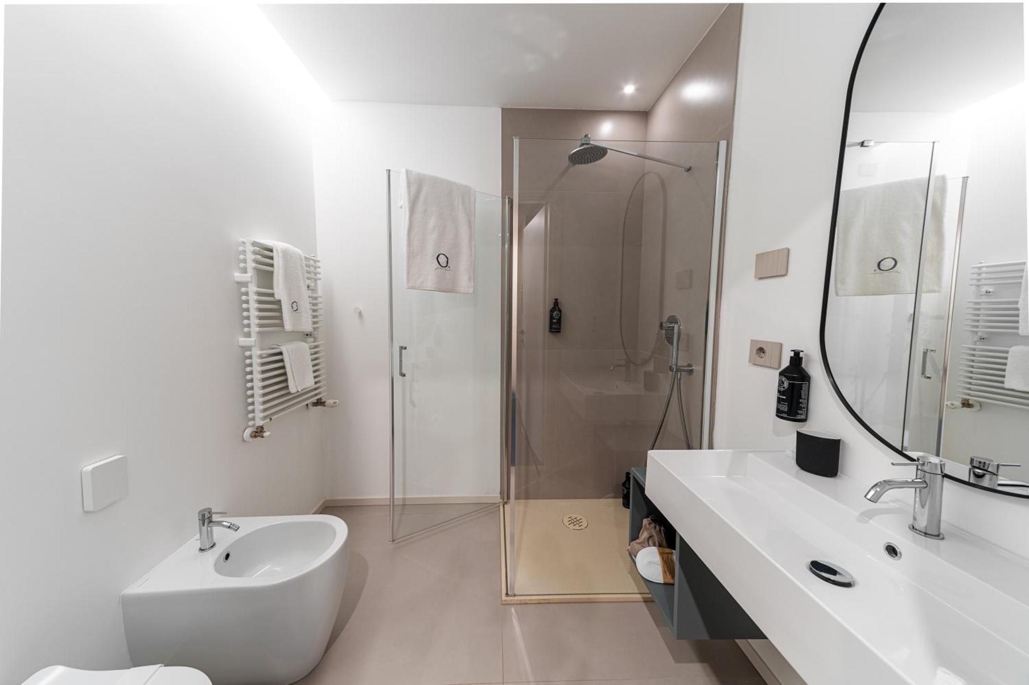 Standard Twin Room,1643848055:JPEG