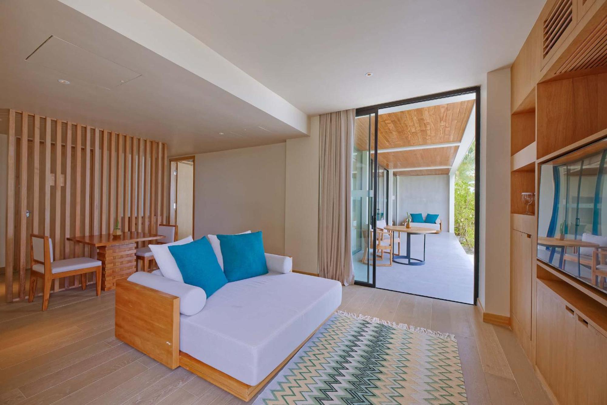 Residenz am Strand mit 2 Schlafzimmern und eigenem Pool