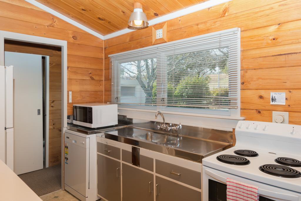 Three-Bedroom House Lake Front