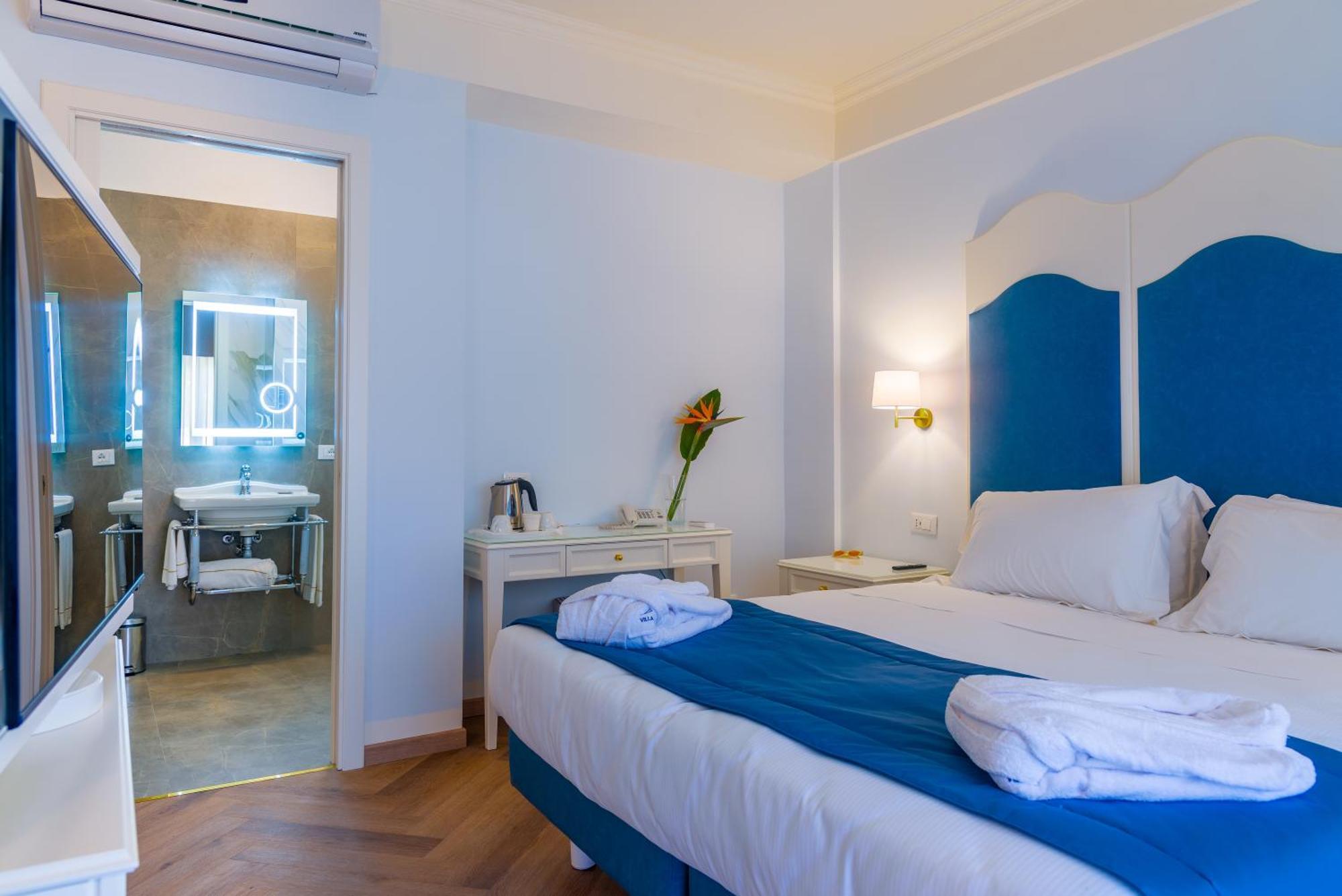 Deluxe Room,1525227253:JPEG