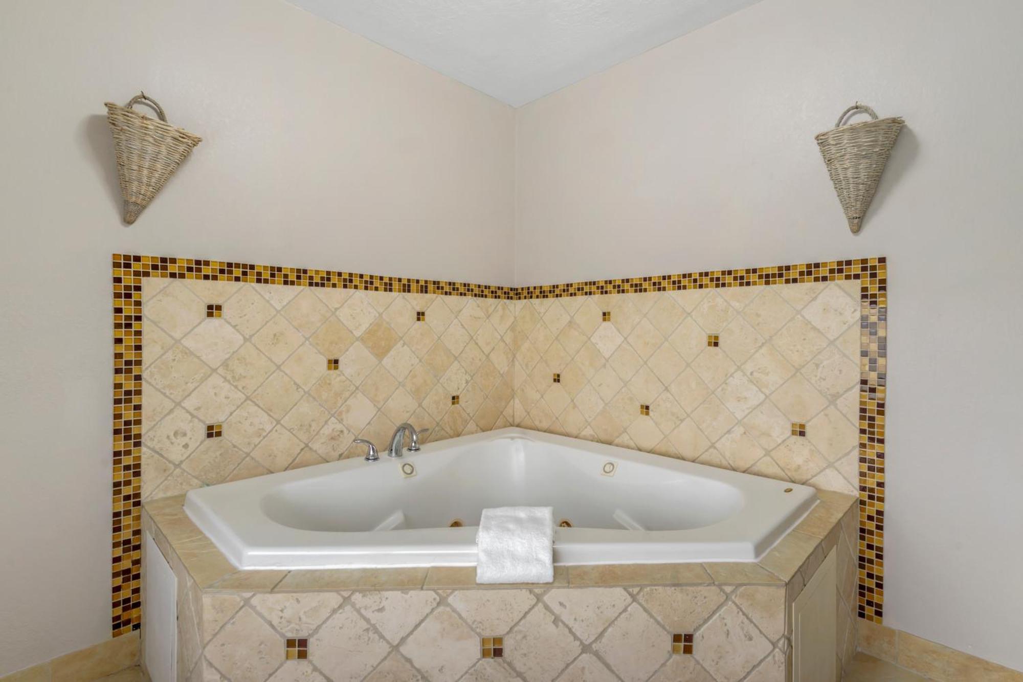 King Suite Whirlpool Non smoking