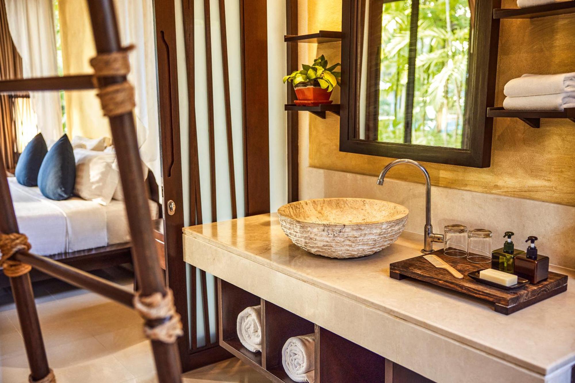 Pool Access Villa
