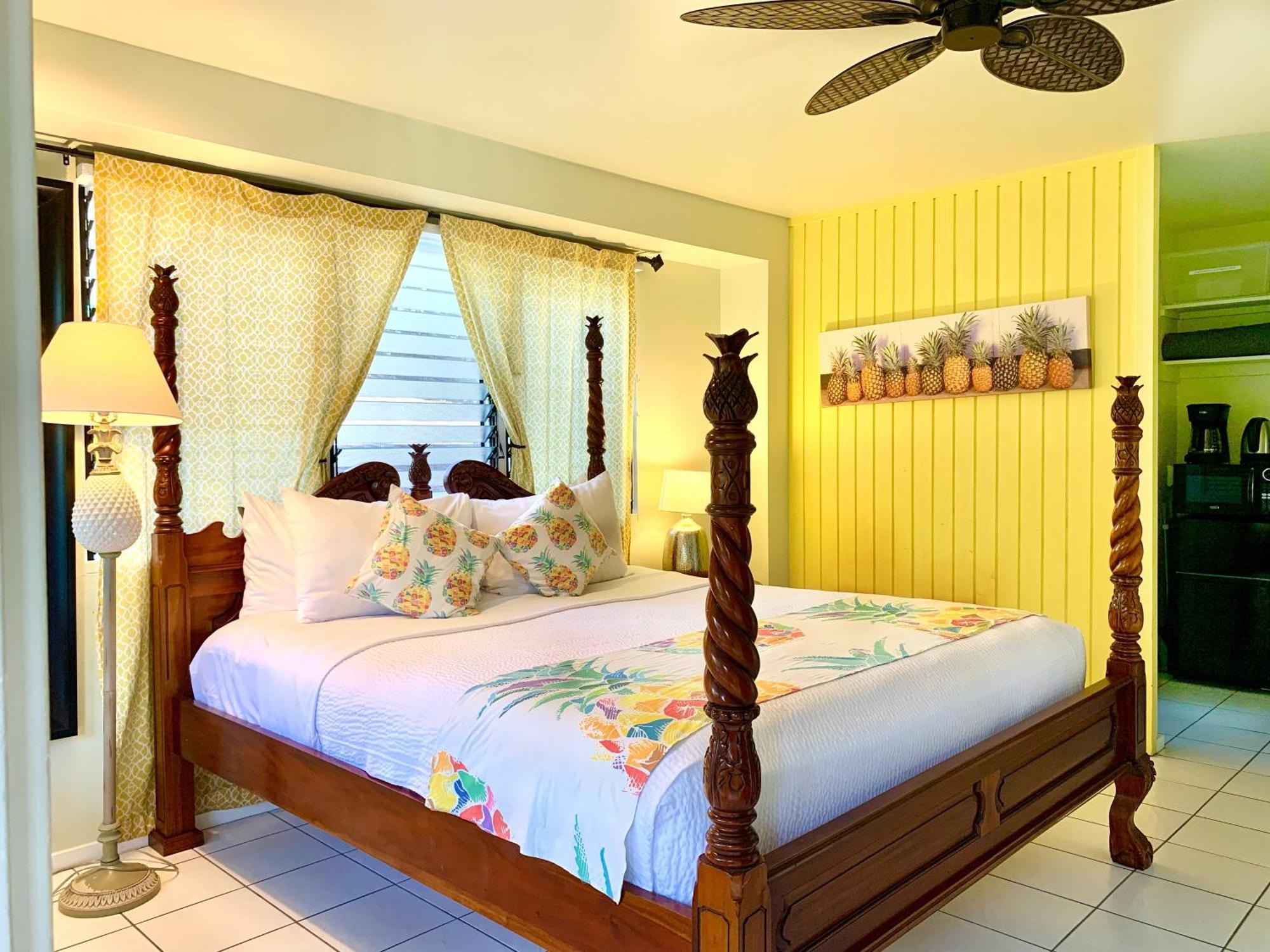 Pineapple Suite