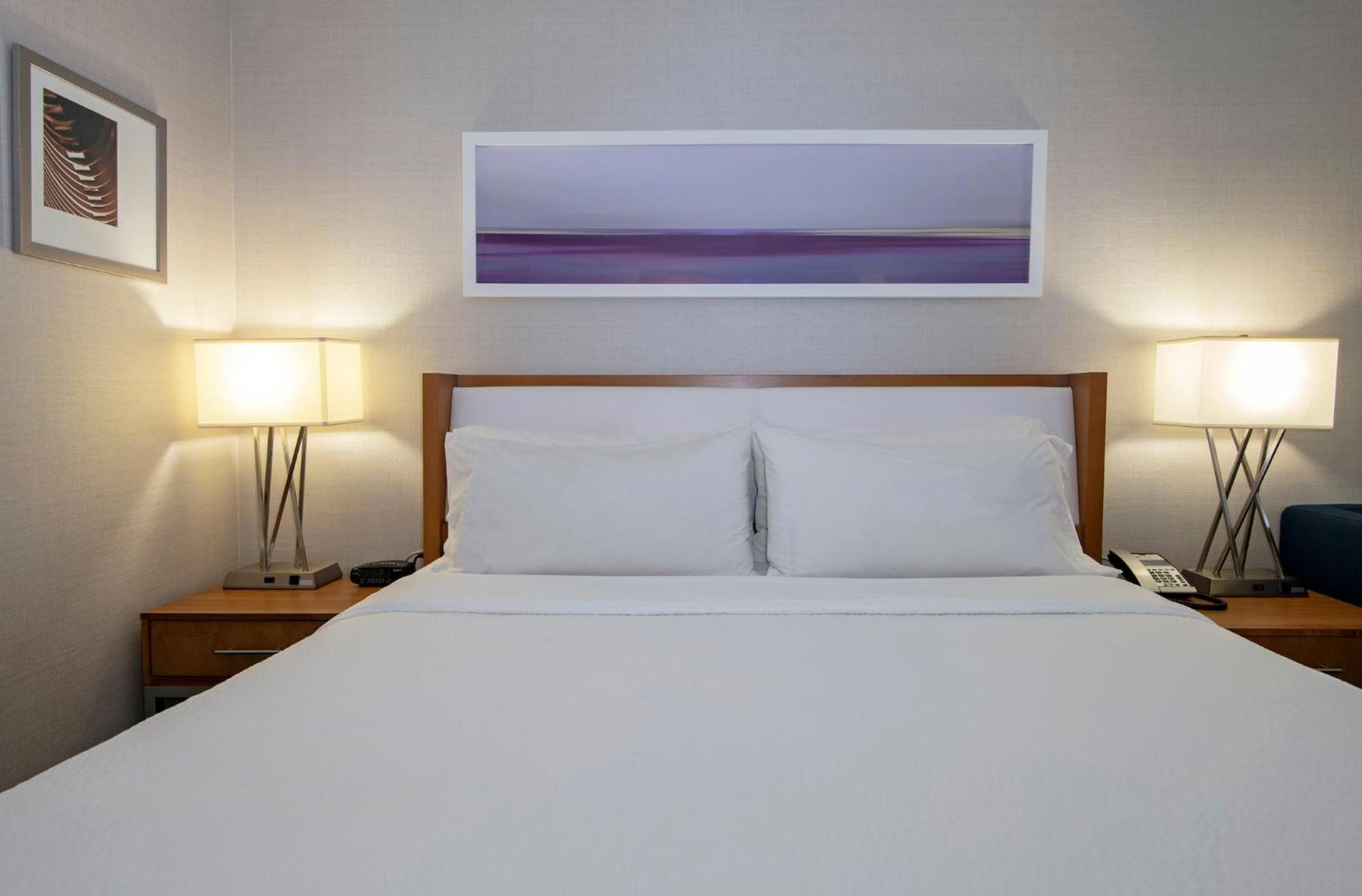 Standard King Room with Sofa Bed