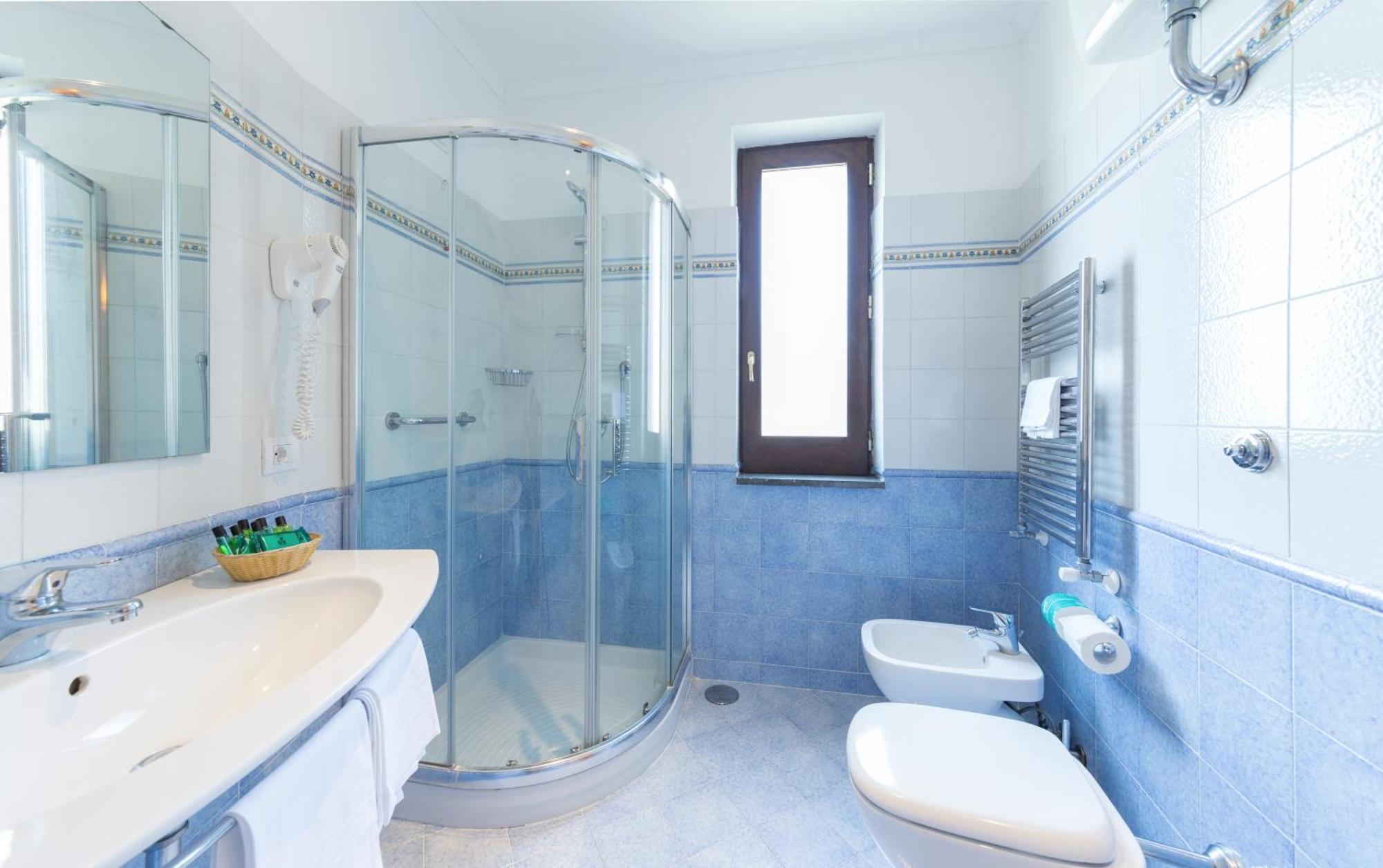 Standard Triple Room,1770838414:JPEG