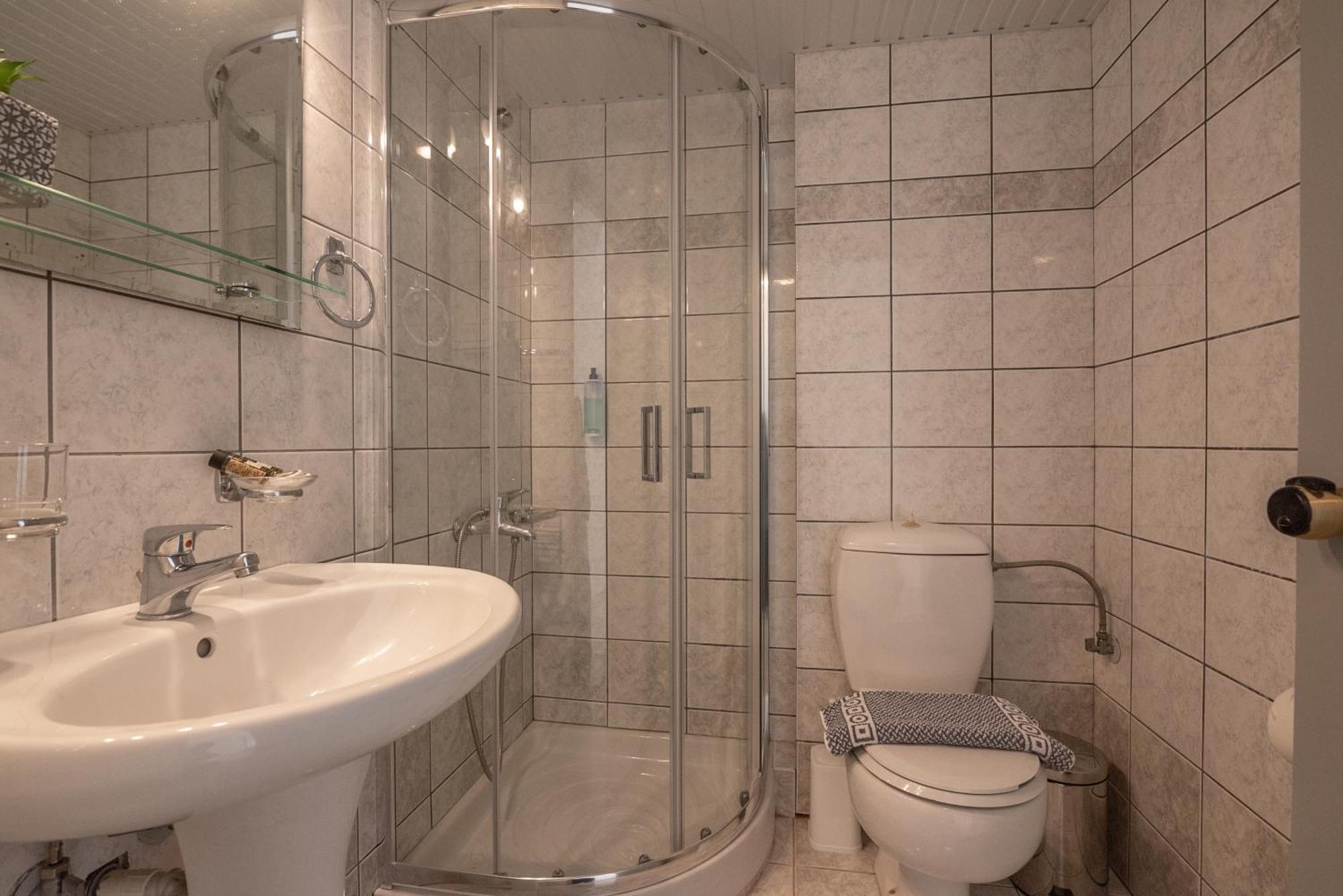 Budget Double Room,1742642832:JPEG