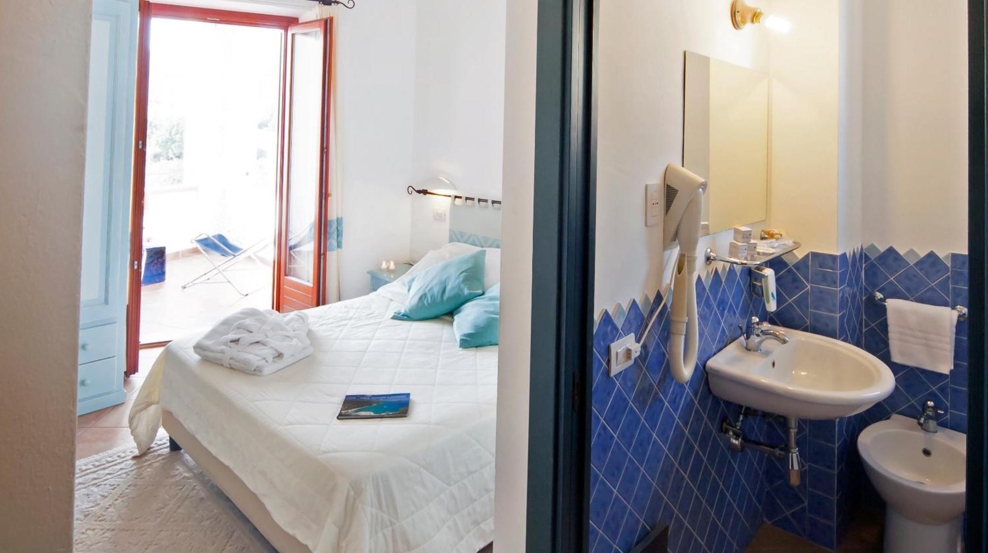 Camera doppia SUPERIOR VISTA MARE - LIVING BALCONY
