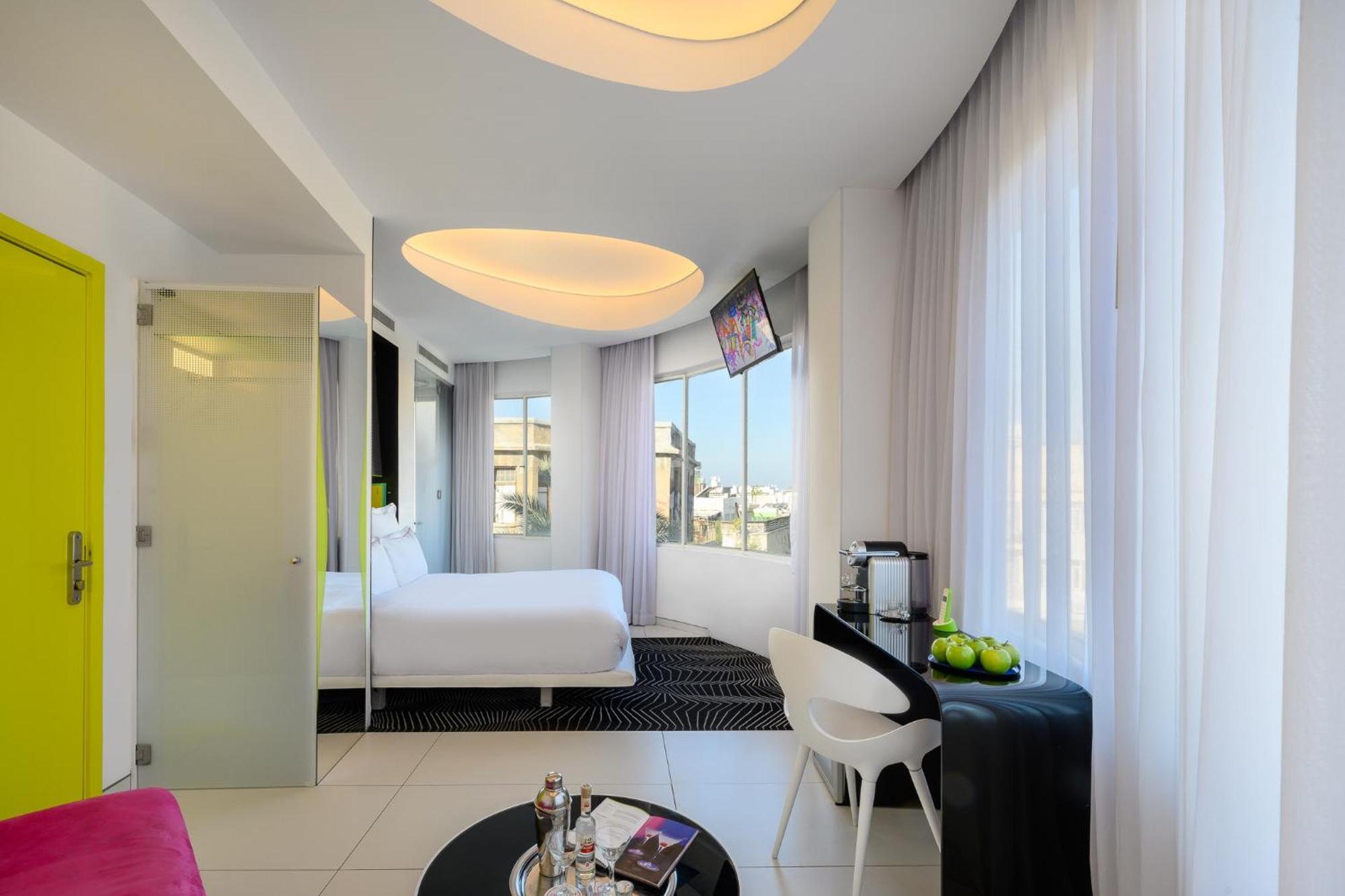 Circle Suite,1532087557:JPEG