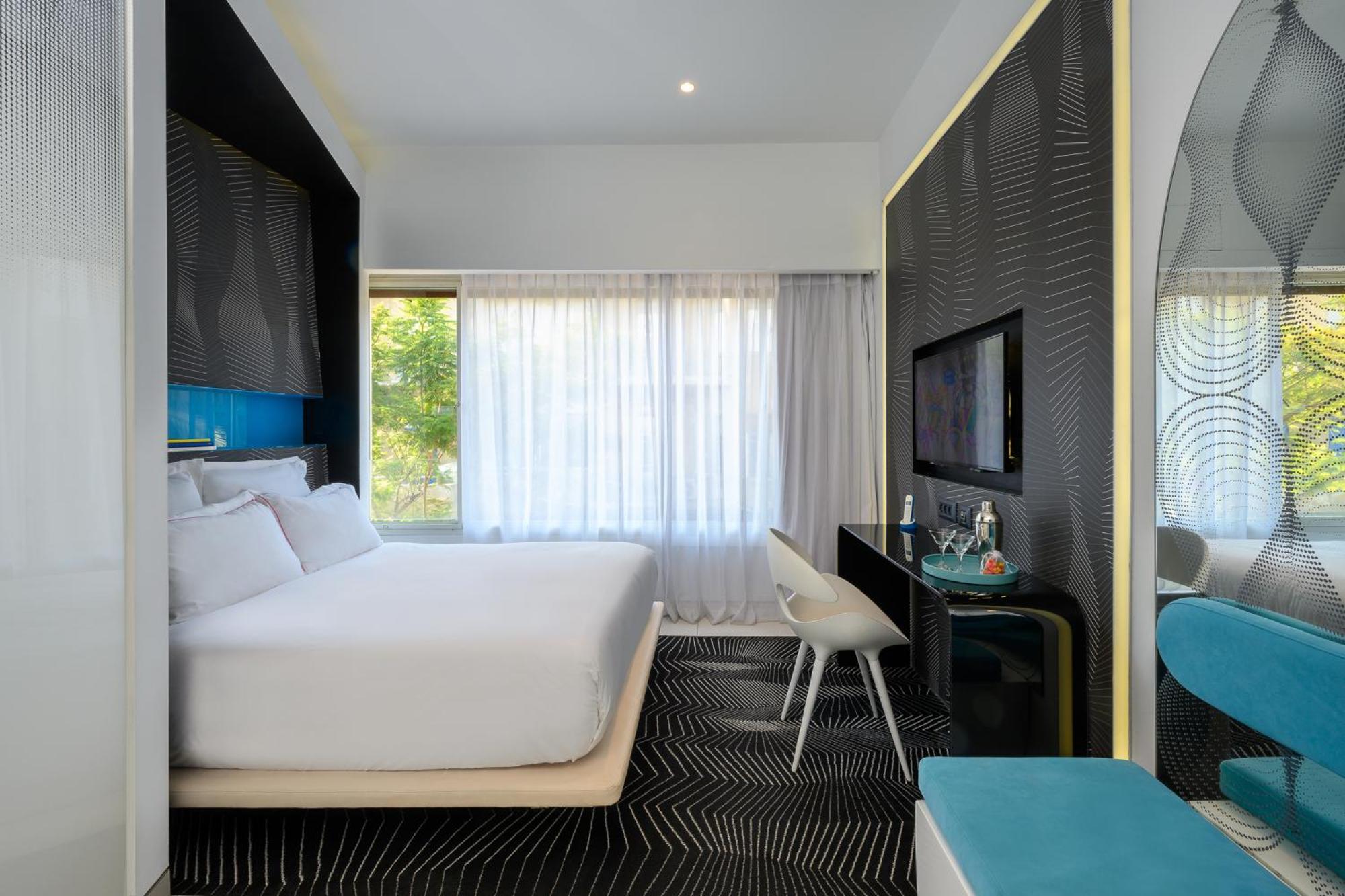 Classic Double Room Balcony,1532087881:JPEG