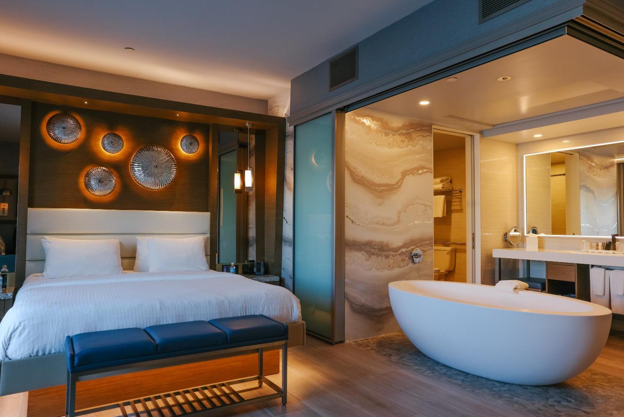 Courtyard View Room