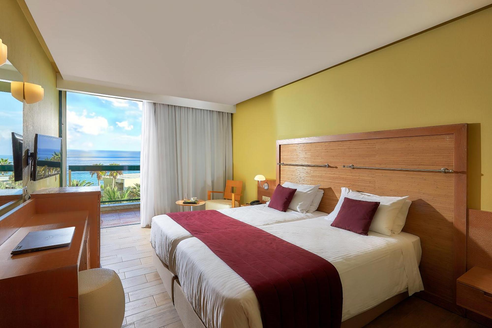 Twin Room Sea View,1537127569:JPEG