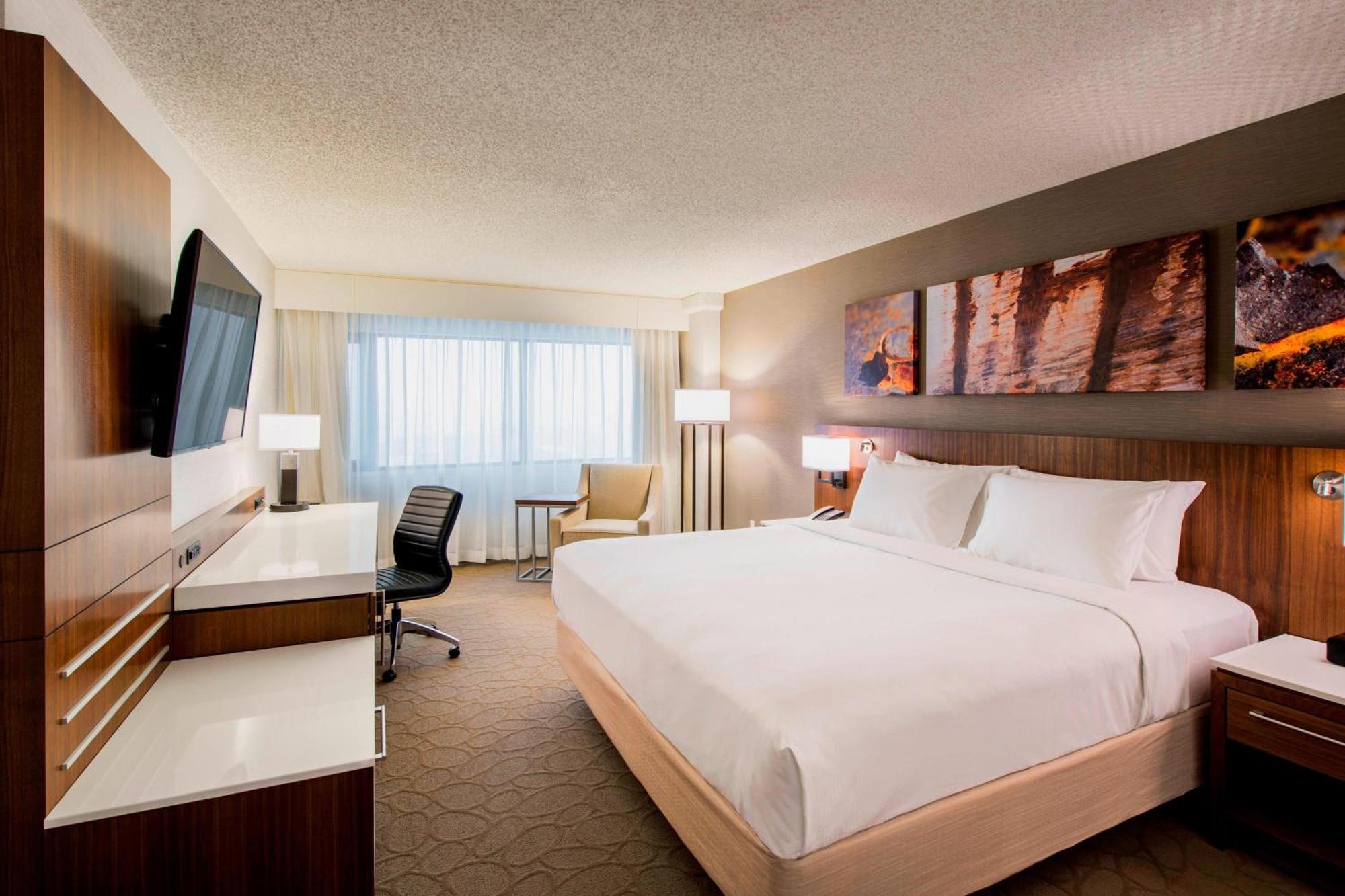 Deluxe King Room,1600231251:JPEG