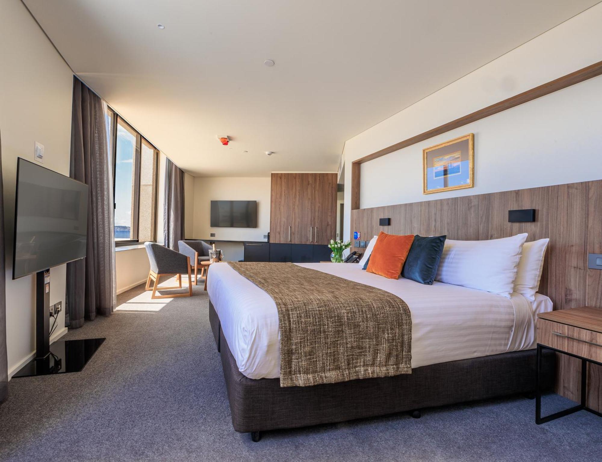 Habitación con cama extragrande - Adaptada para personas de movilidad reducida