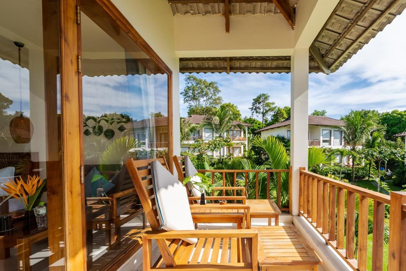 Deluxe Room with Garden View