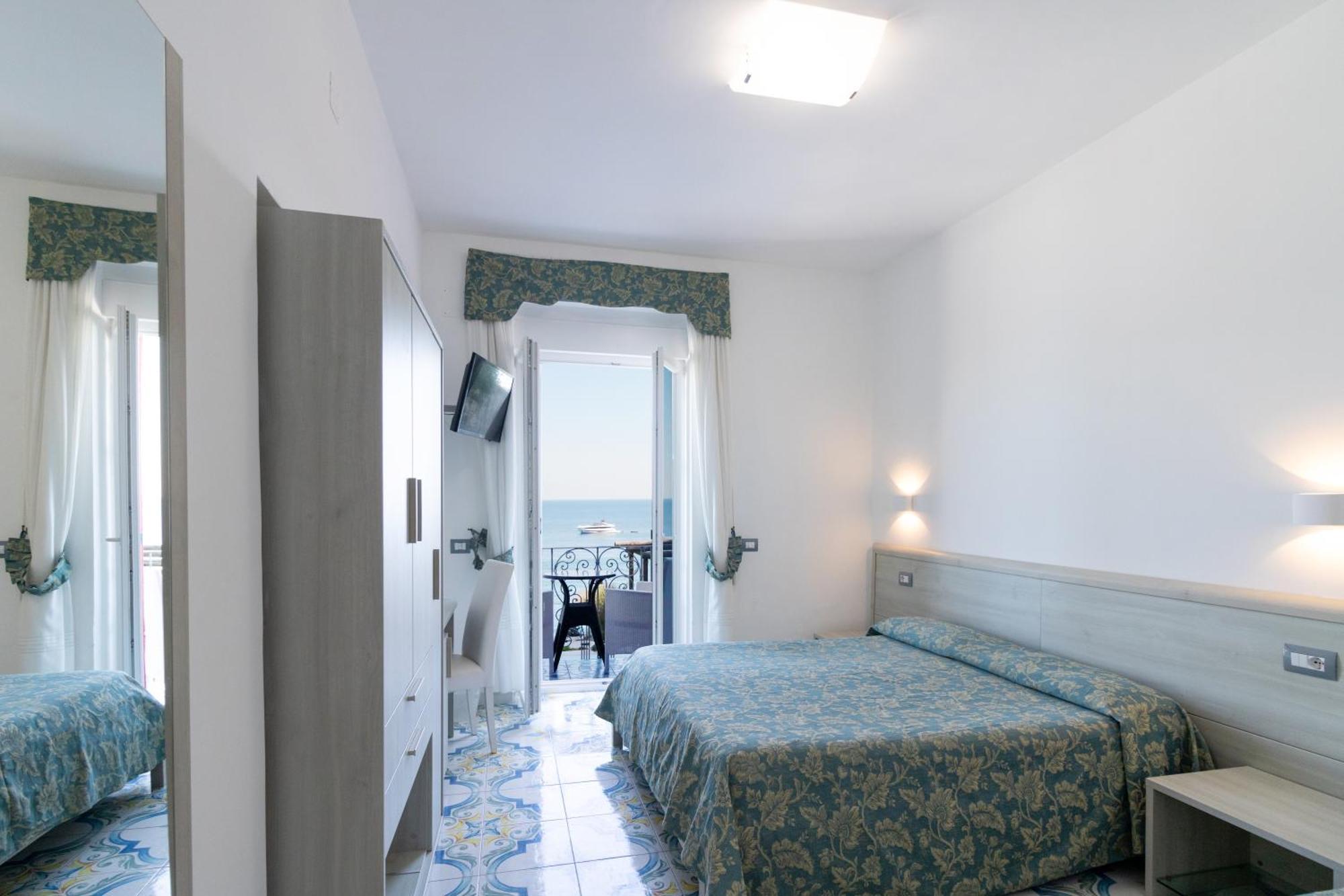 Superior Double Room Sea View