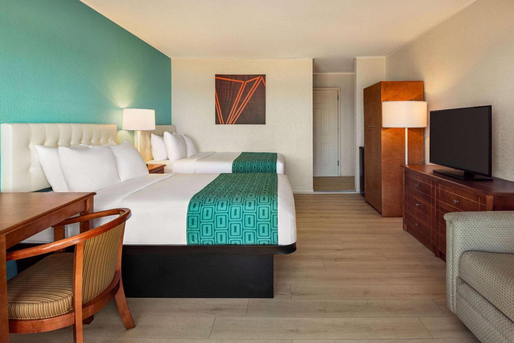 Room Two Double Beds Partial Ocean View Non Smoking