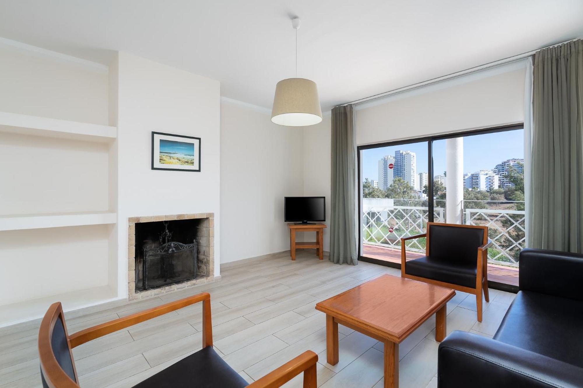 Superior Three-Bedroom Apartment