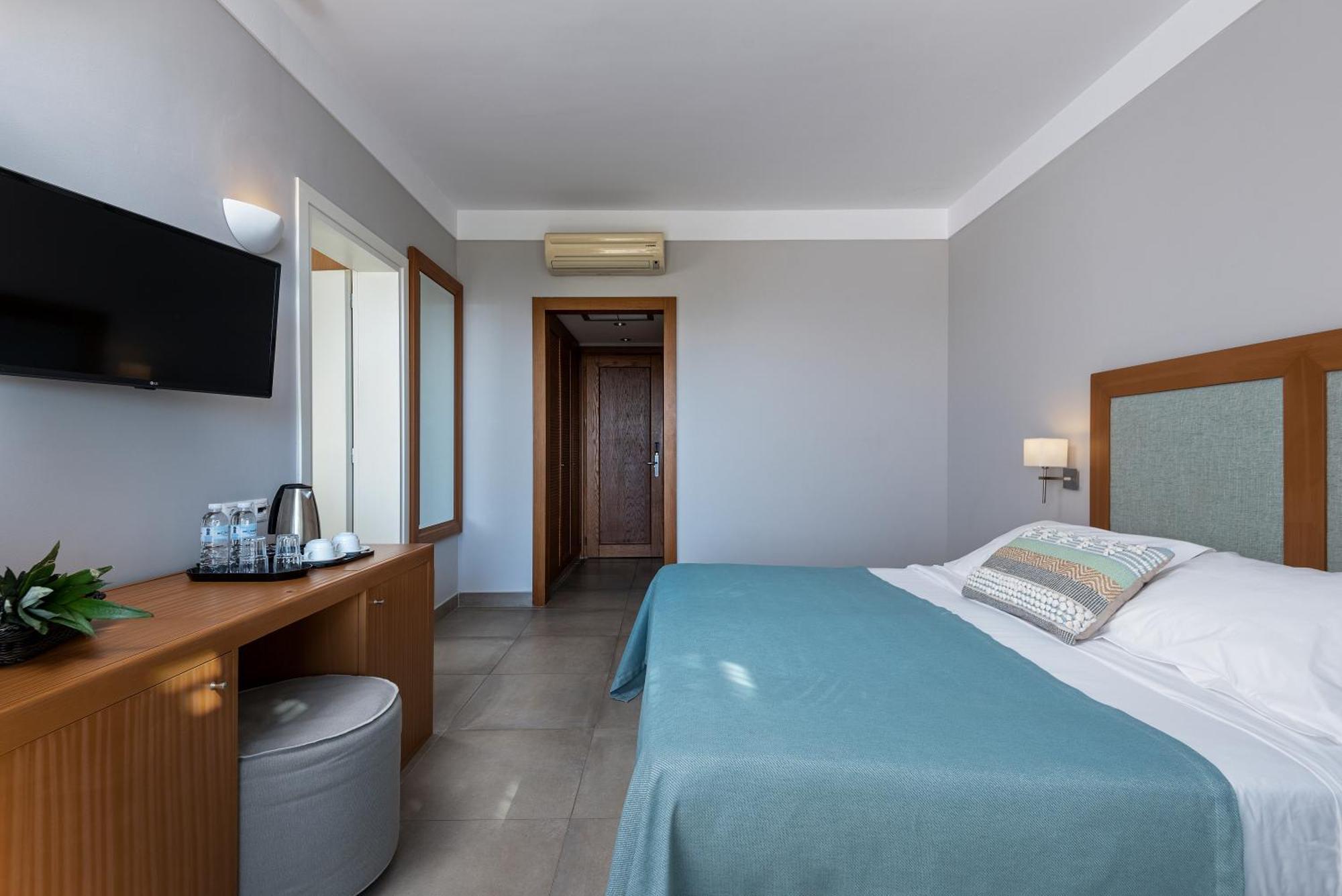 Executive Suite Garden View 