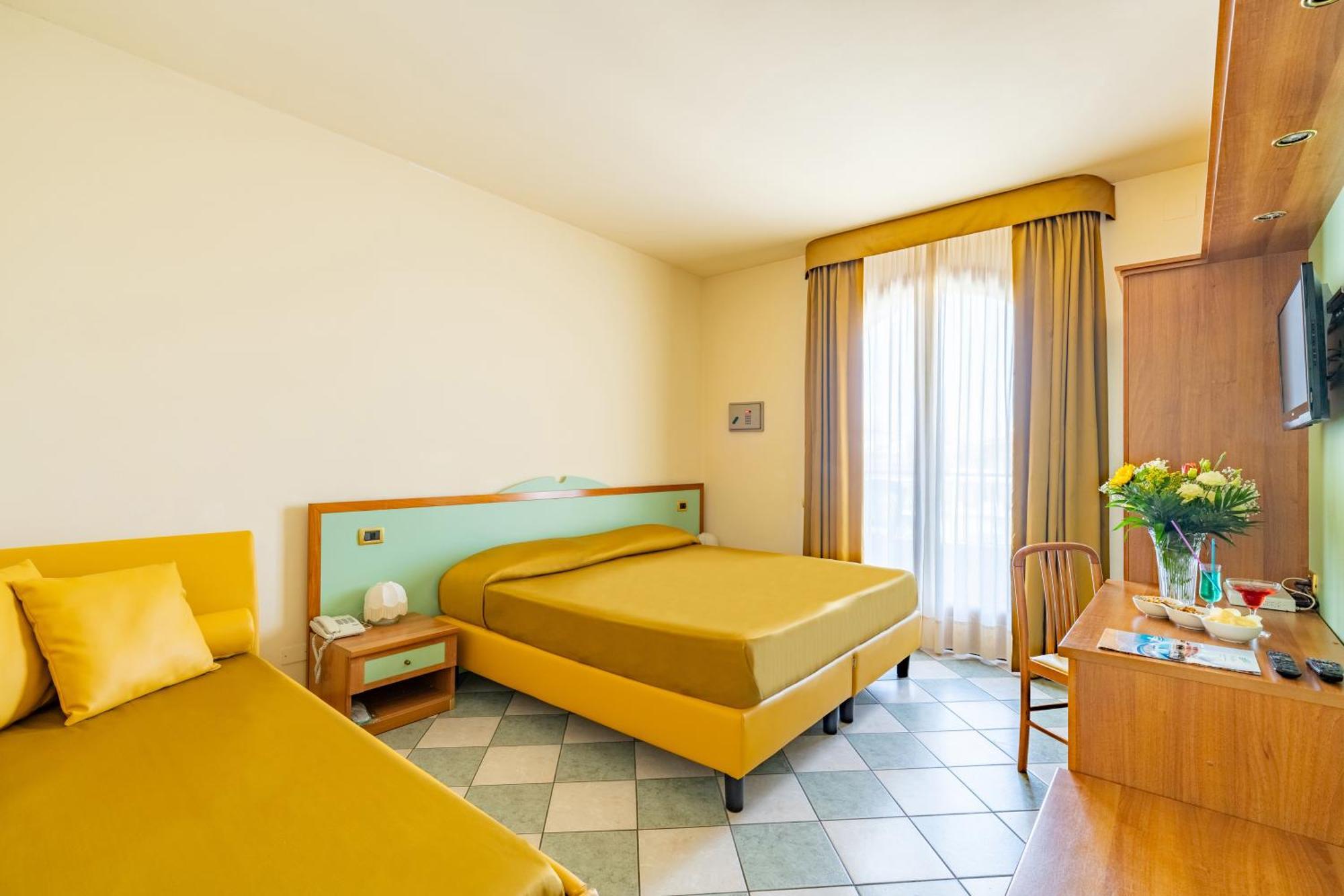 Superior Triple Room,1746884674:JPEG