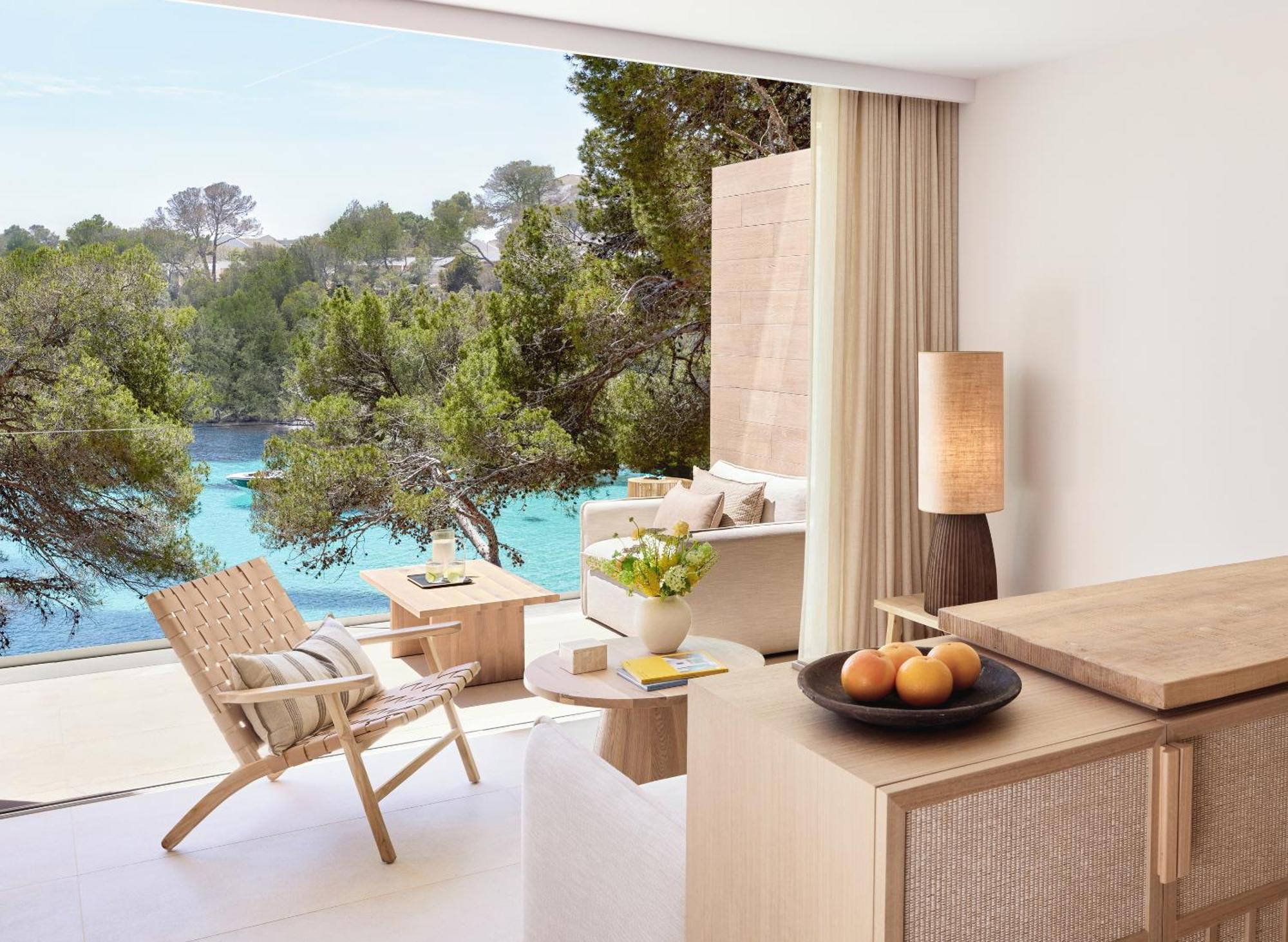 Deluxe Junior Suite mit teilweisem Meerblick