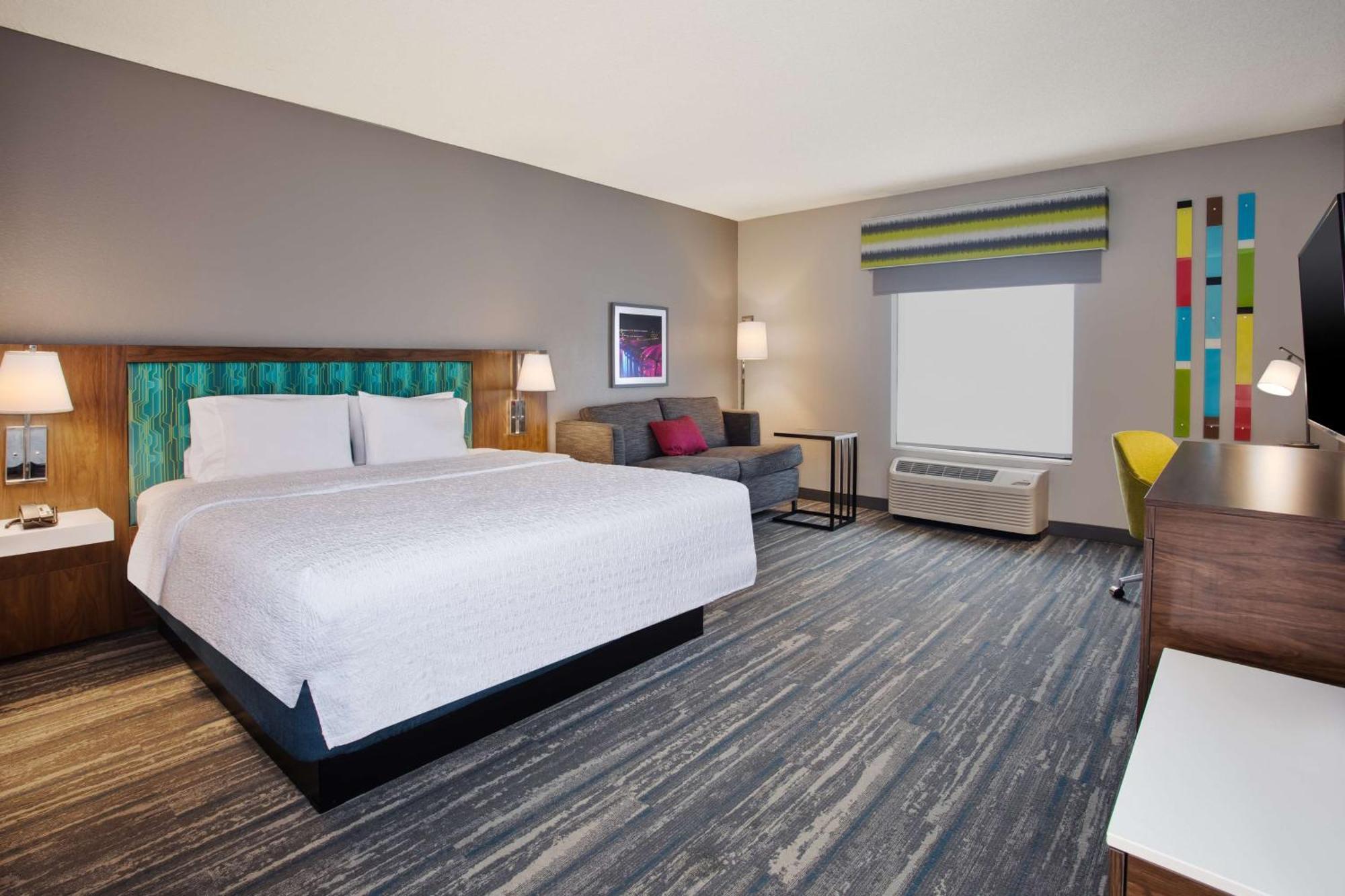 King Room King Bed Non-Smoking