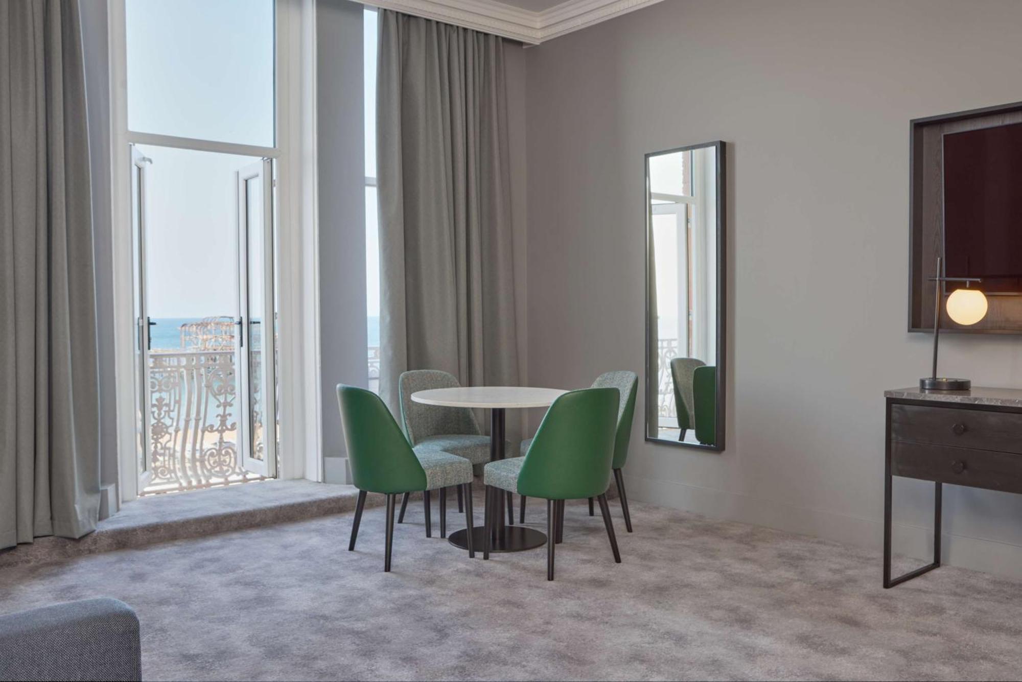 Suite King con 1 Camera da Letto, Balcone e Vista