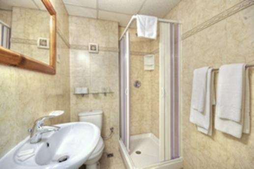 Double or Twin Room with Side Sea View